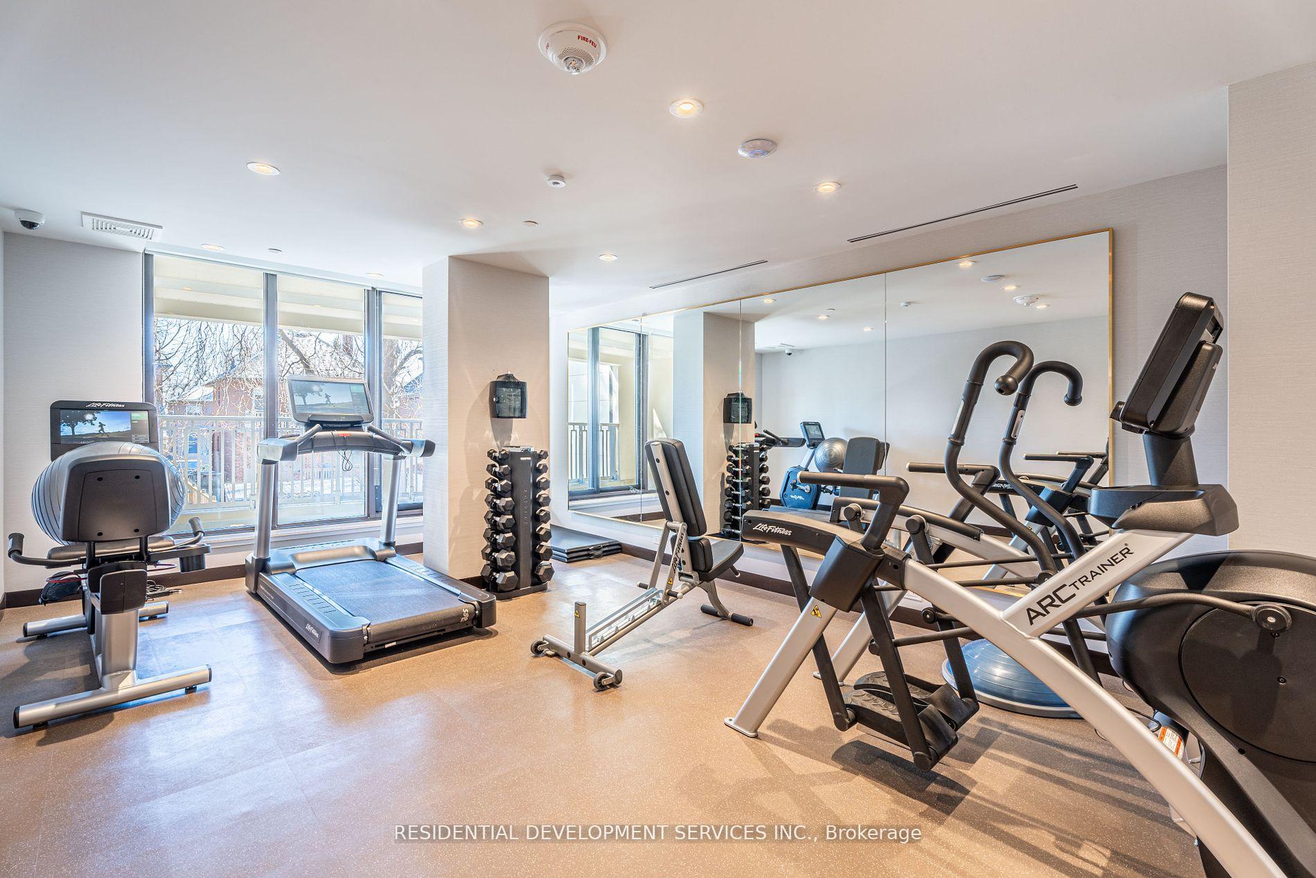 3 Bedrooms Condo at 1 Strathgowan,  Toronto For sale