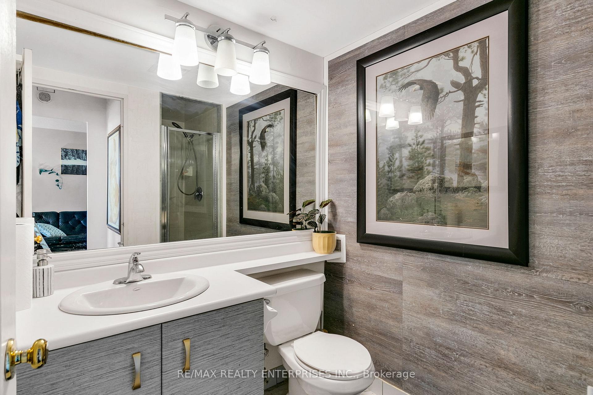 3 Bedrooms Condo at 1 Greystone Walk,  Toronto For sale