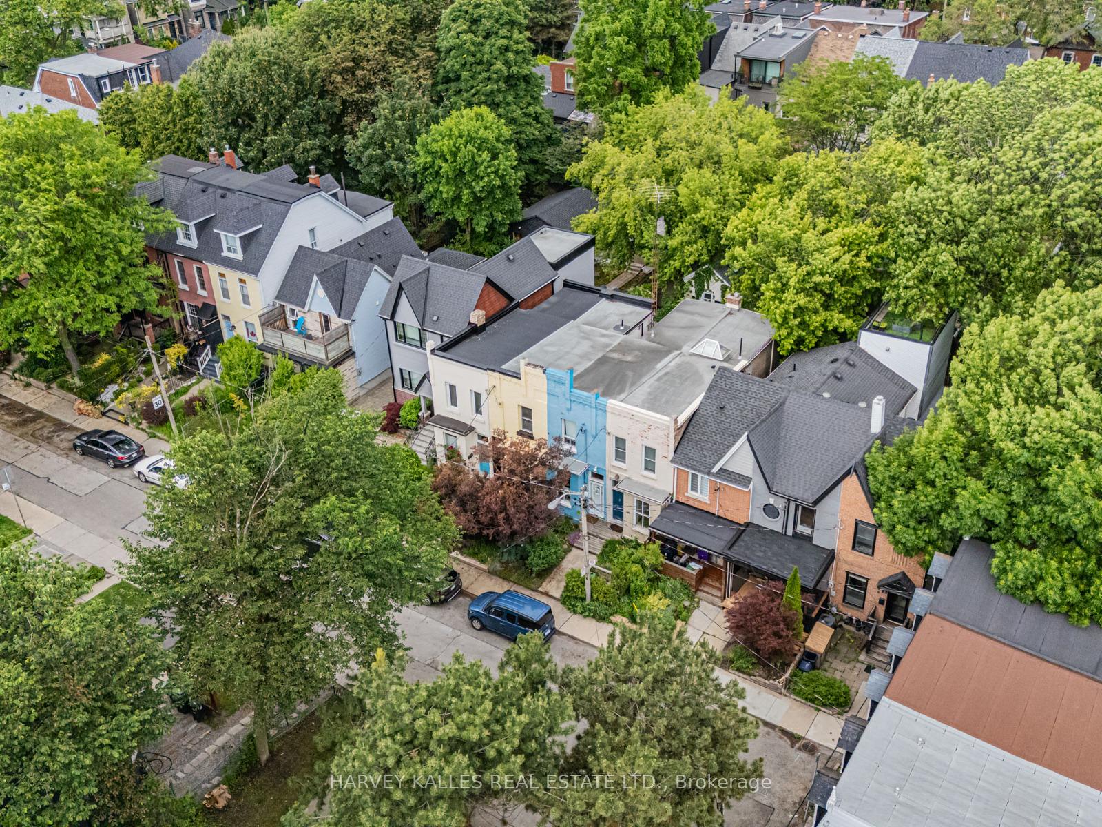 18 Saunders Avenue