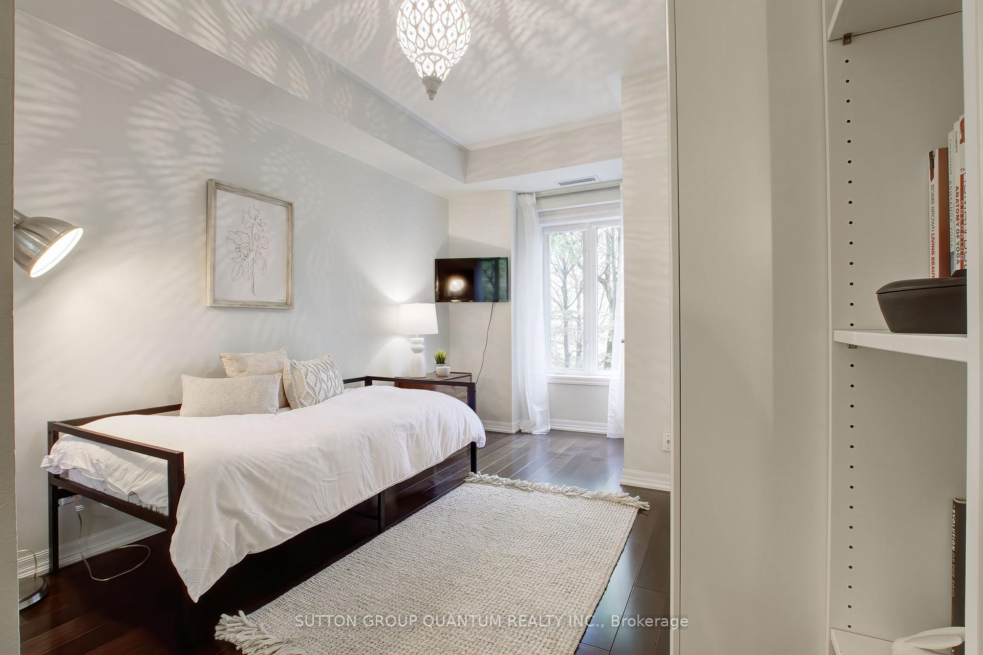 2 Bedrooms Condo at 245 Dalesford, Toronto For sale