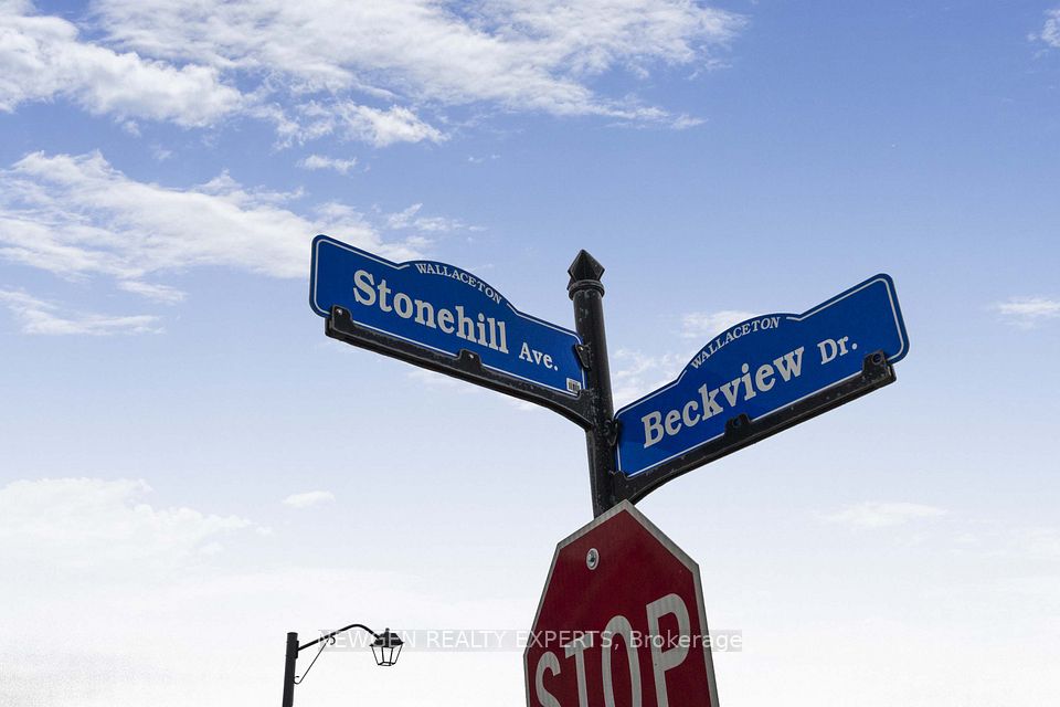 9 Stonehill
