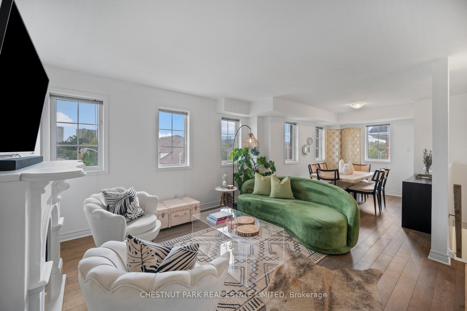 3 Bedrooms Condo at 58 Sidney Belsey,  Toronto For sale