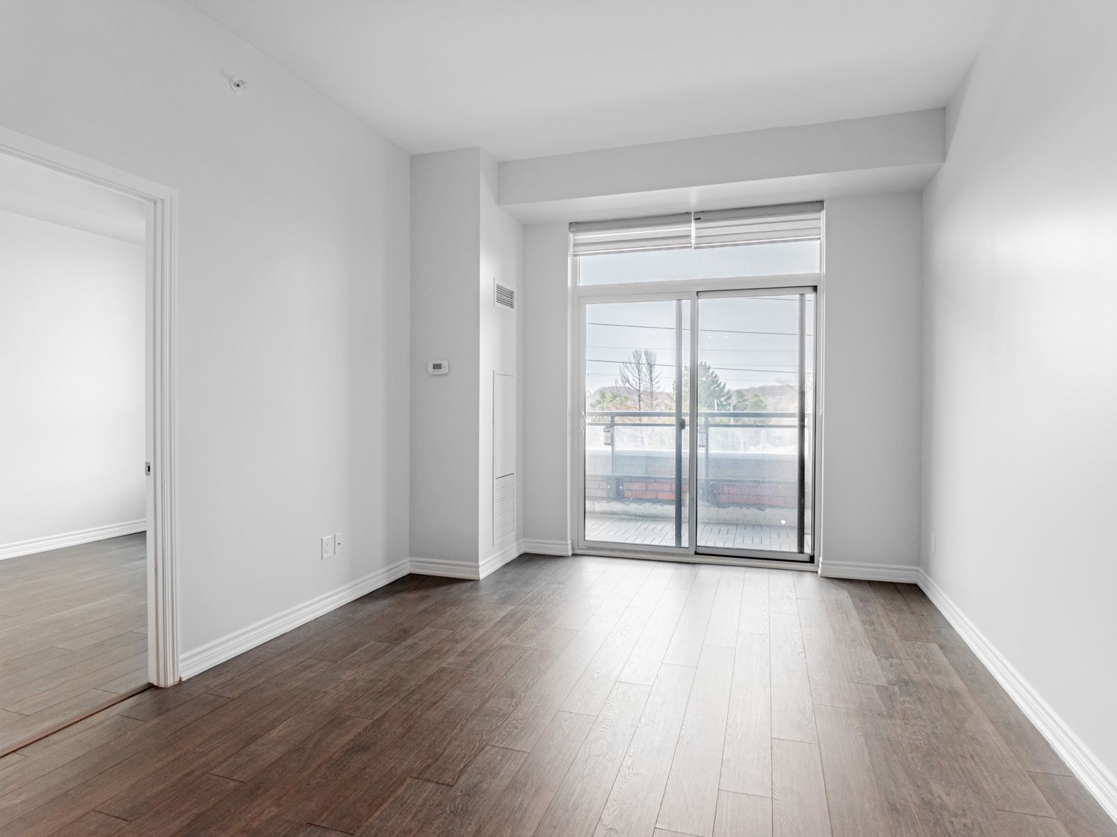 11611 Yonge Street 517