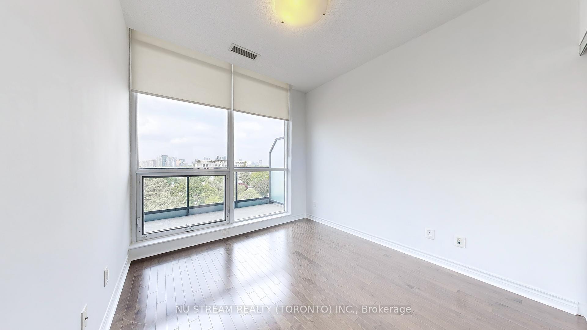 2 Bedrooms Condo at 2885 Bayview, Toronto For sale
