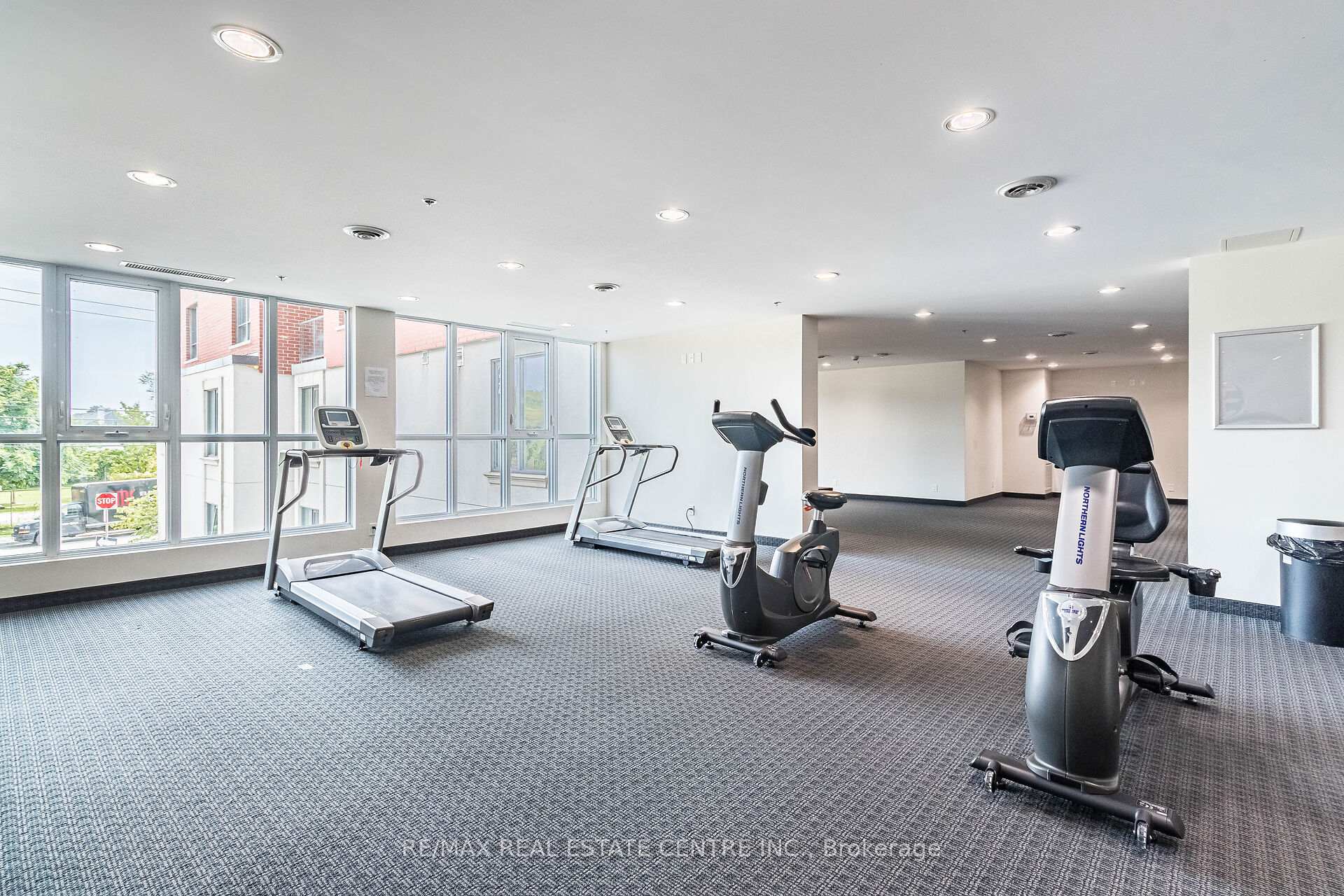 2 Bedrooms Condo at 22 East Haven,  Toronto For sale
