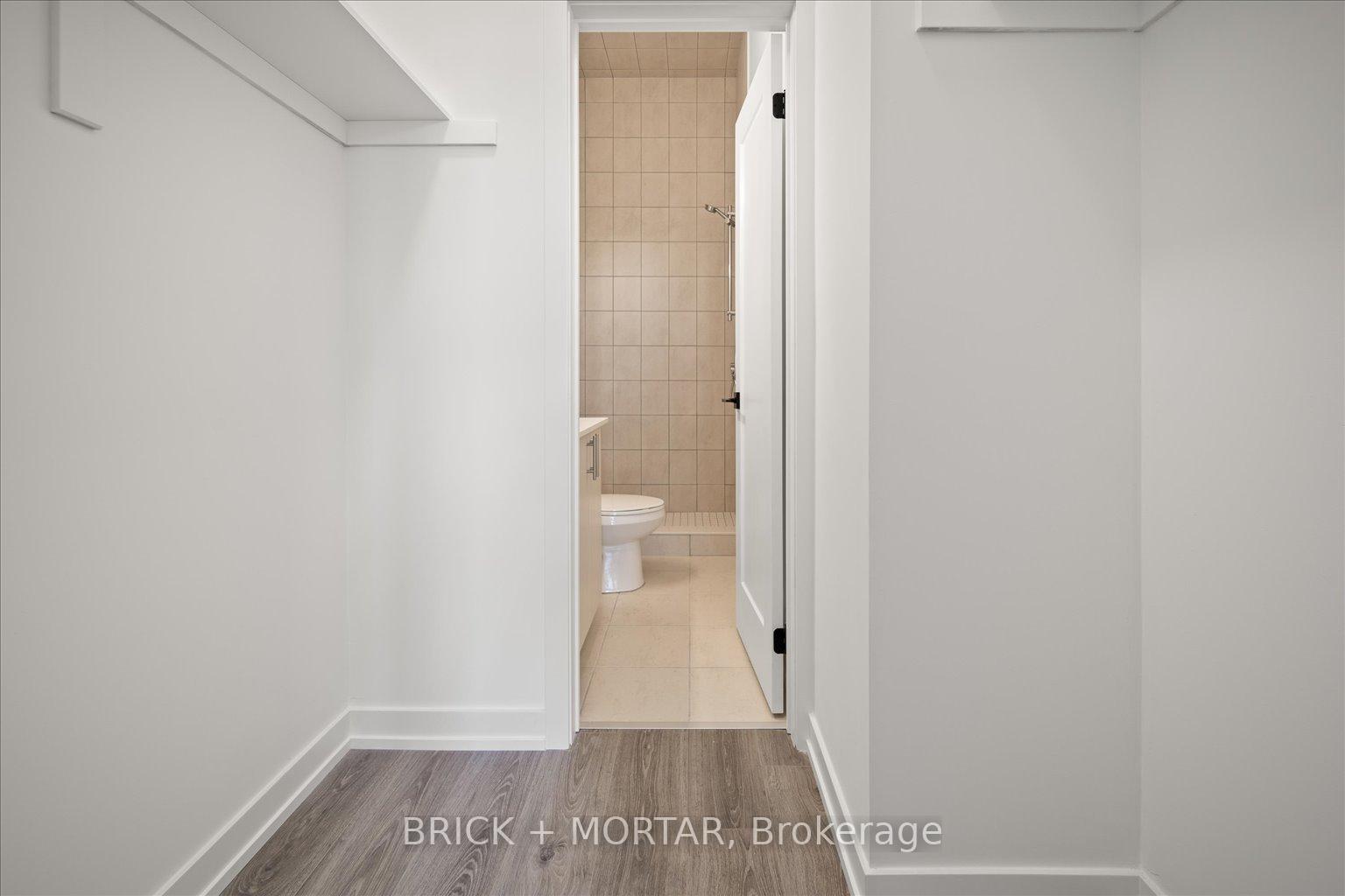 2 Bedrooms Condo at 5 Vivian,  Toronto For sale