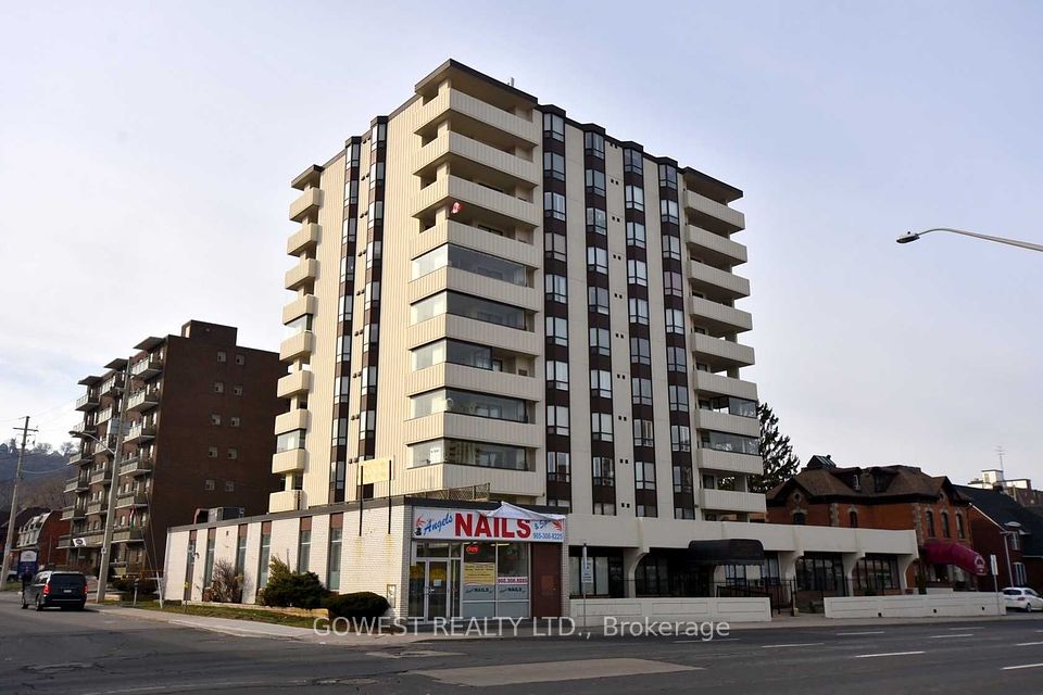 432 Main