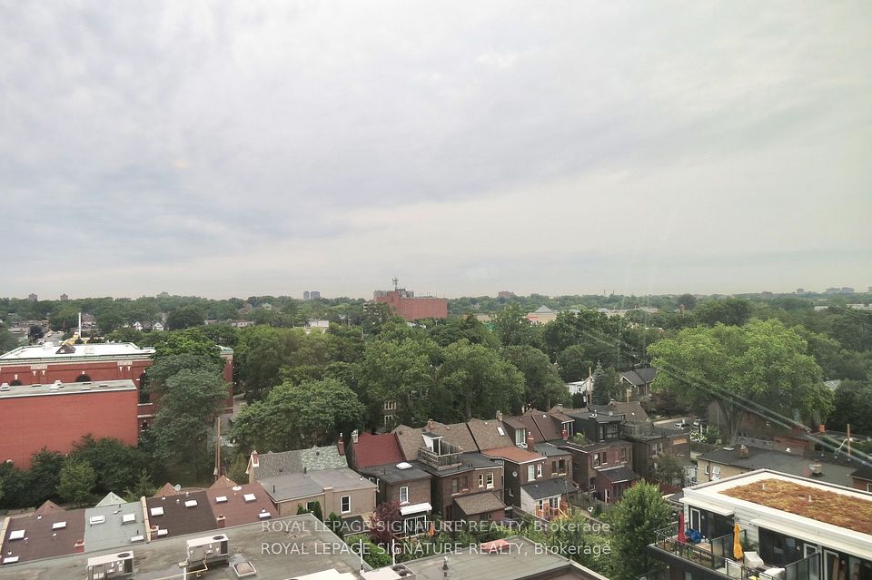 https://trreb-image.ampre.ca/DZhzkYtXwrgcz54IPHLoXkjamUv1Yuygn4QzxNxzxhg/rs:fit:960:960/wm:.5:so:0:50:.4/wmsh:10/wmt:PHNwYW4gZm9yZWdyb3VuZD0nd2hpdGUnIGZvbnQ9JzY4Jz5ST1lBTCBMRVBBR0UgU0lHTkFUVVJFIFJFQUxUWSwgQnJva2VyYWdlPC9zcGFuPg/L3RycmViL2xpc3RpbmdzLzQwLzg3LzAyLzIyL3AvZDczMzA3MDctYjJmNy00NmE3LTg2MTItMjA0ZDQ5OGE4ZGY0LmpwZw.jpg