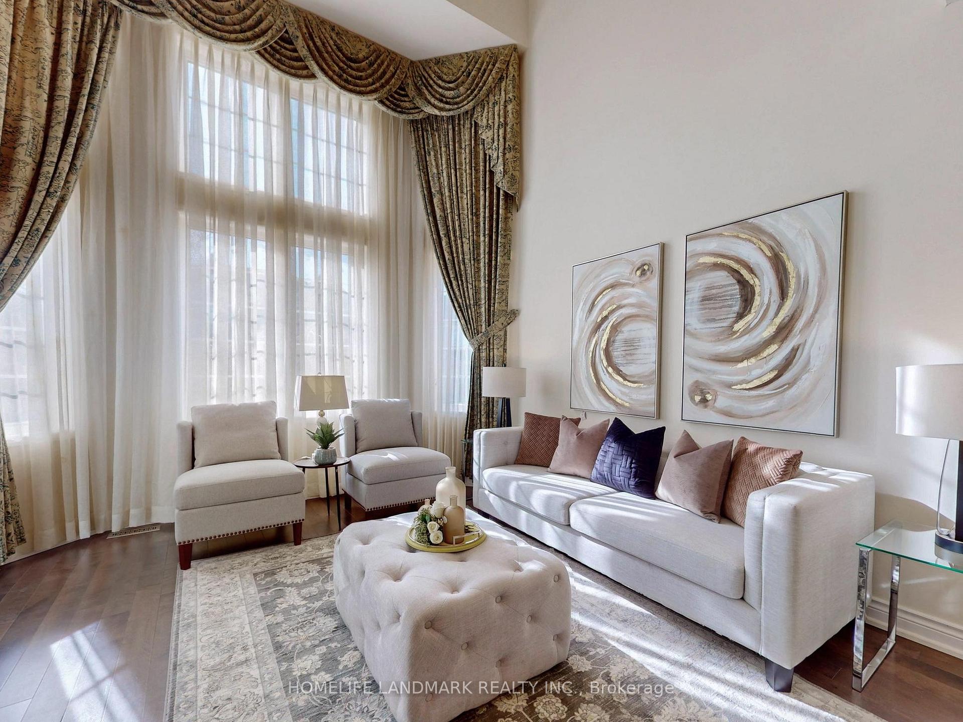 6 Saxony Drive, Markham, ON L6C 2B5