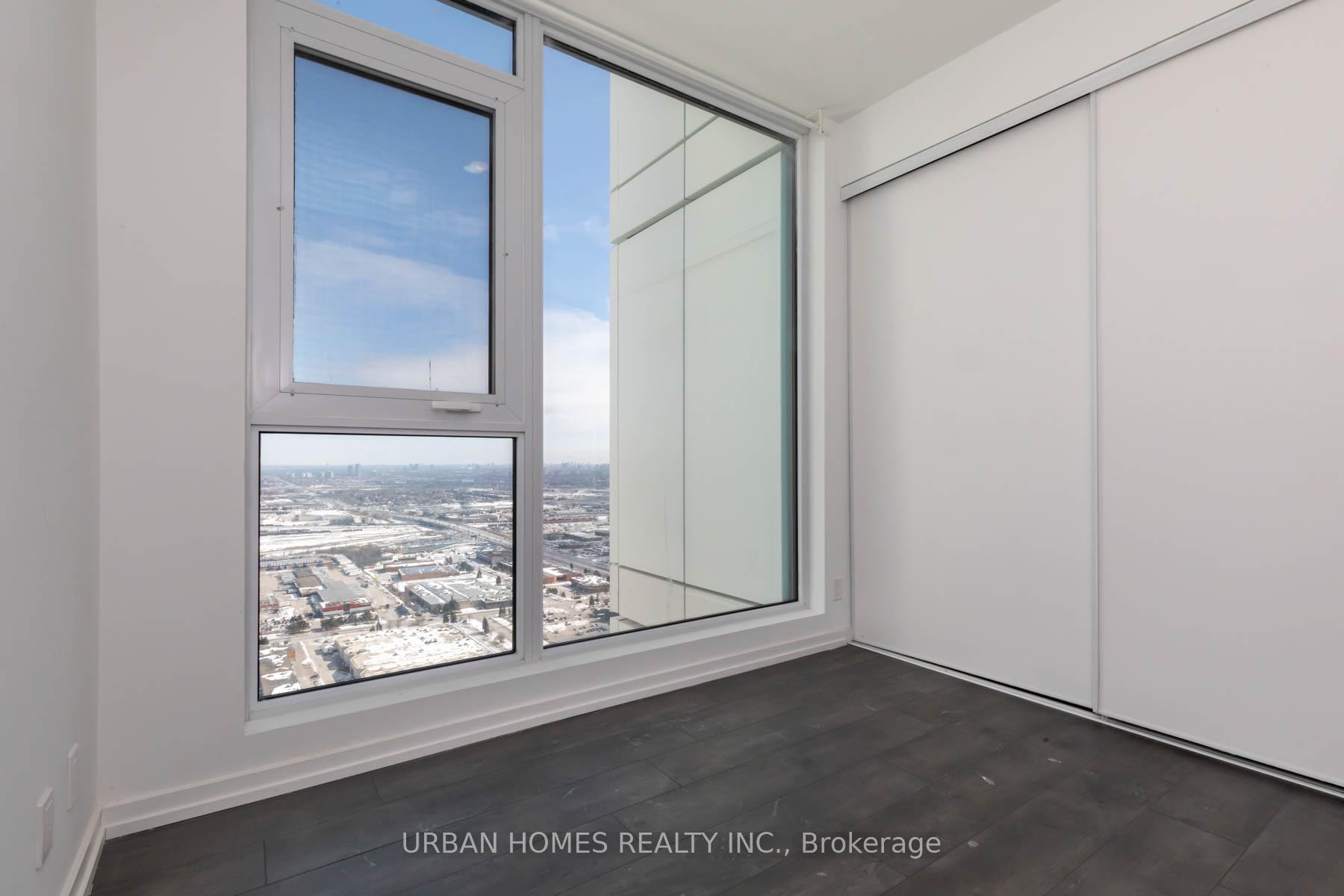 2 Bedrooms Condo at 7890 Jane, Vaughan For sale