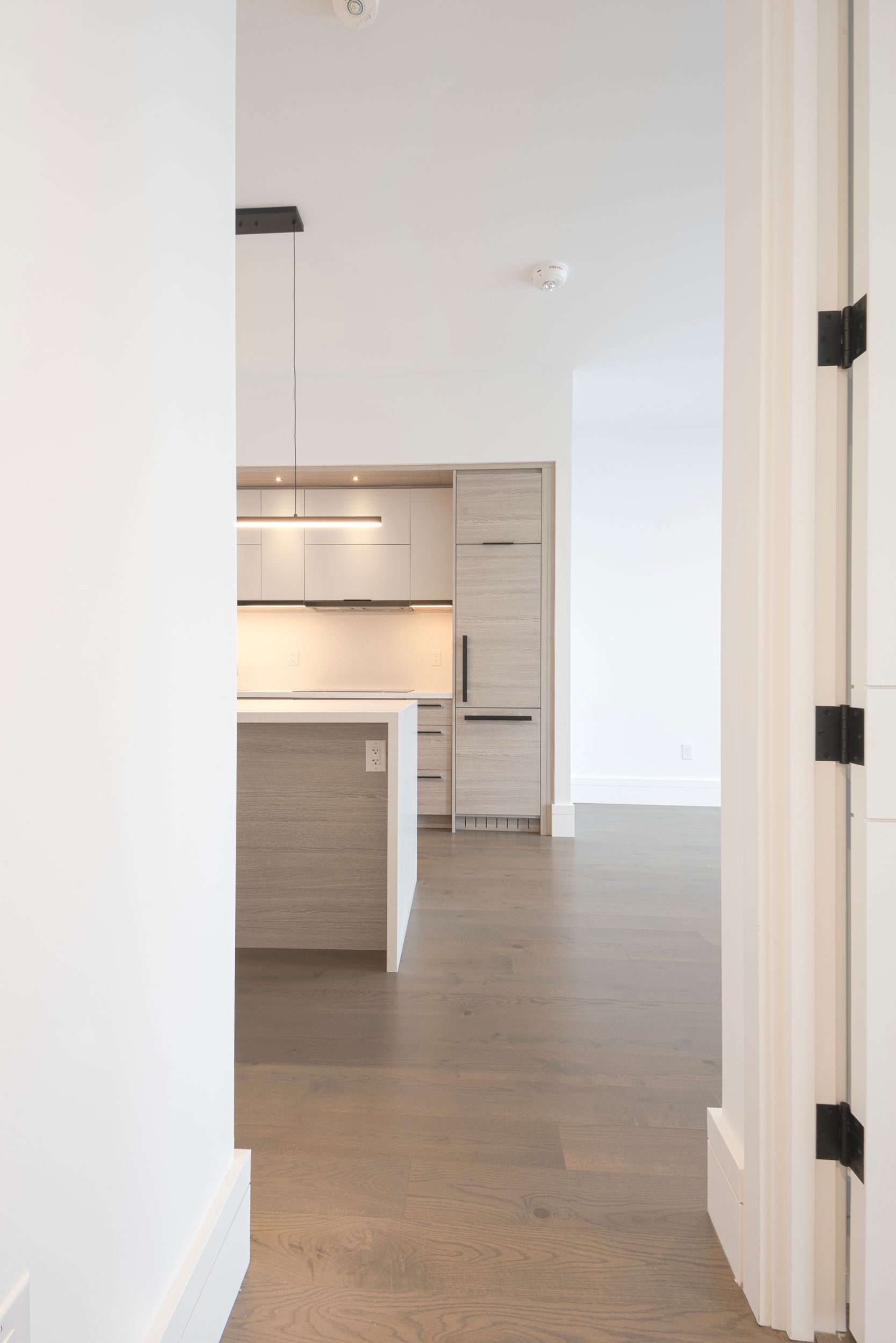 215 Lonsdale Road 1607