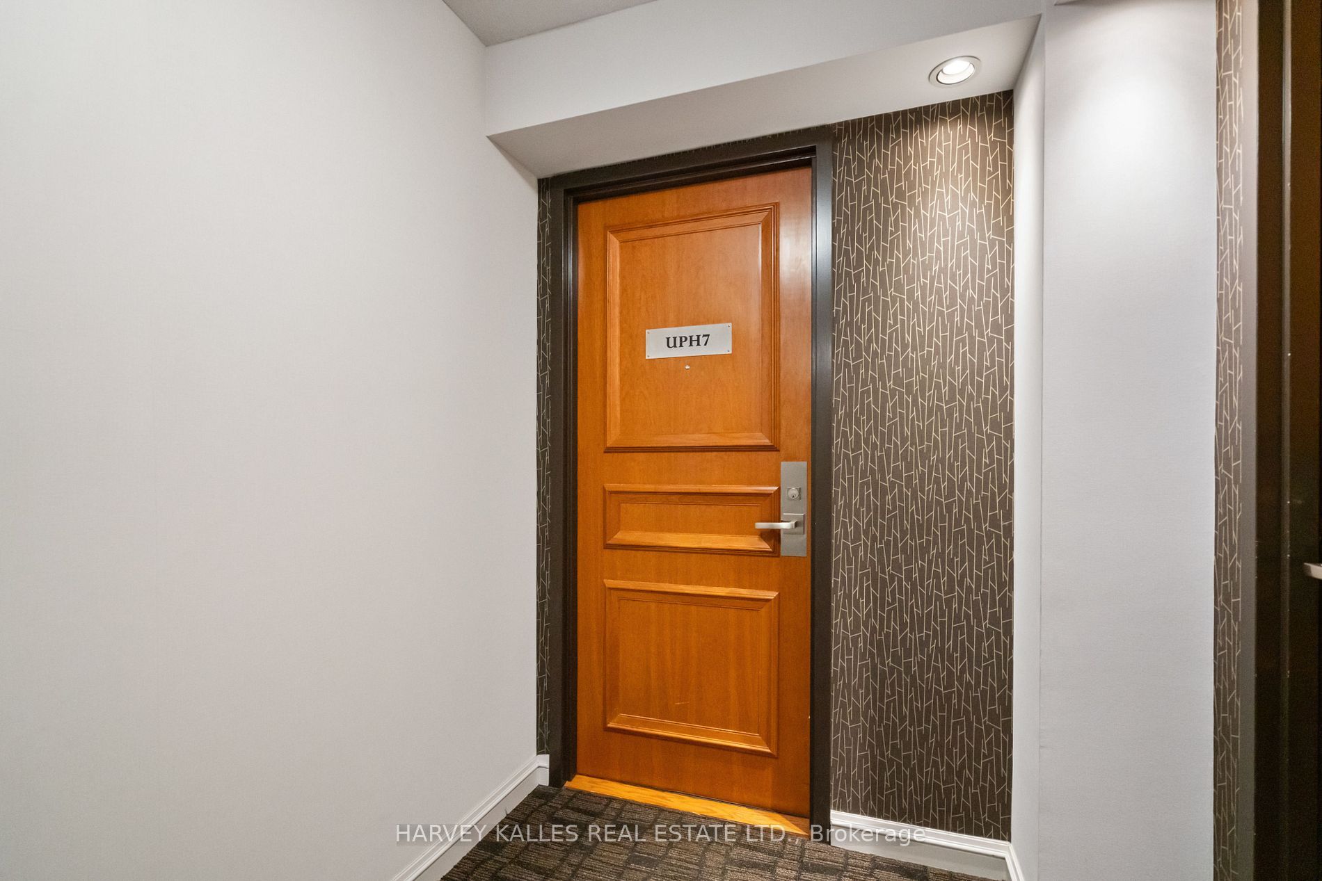 256 Doris Avenue UPH07