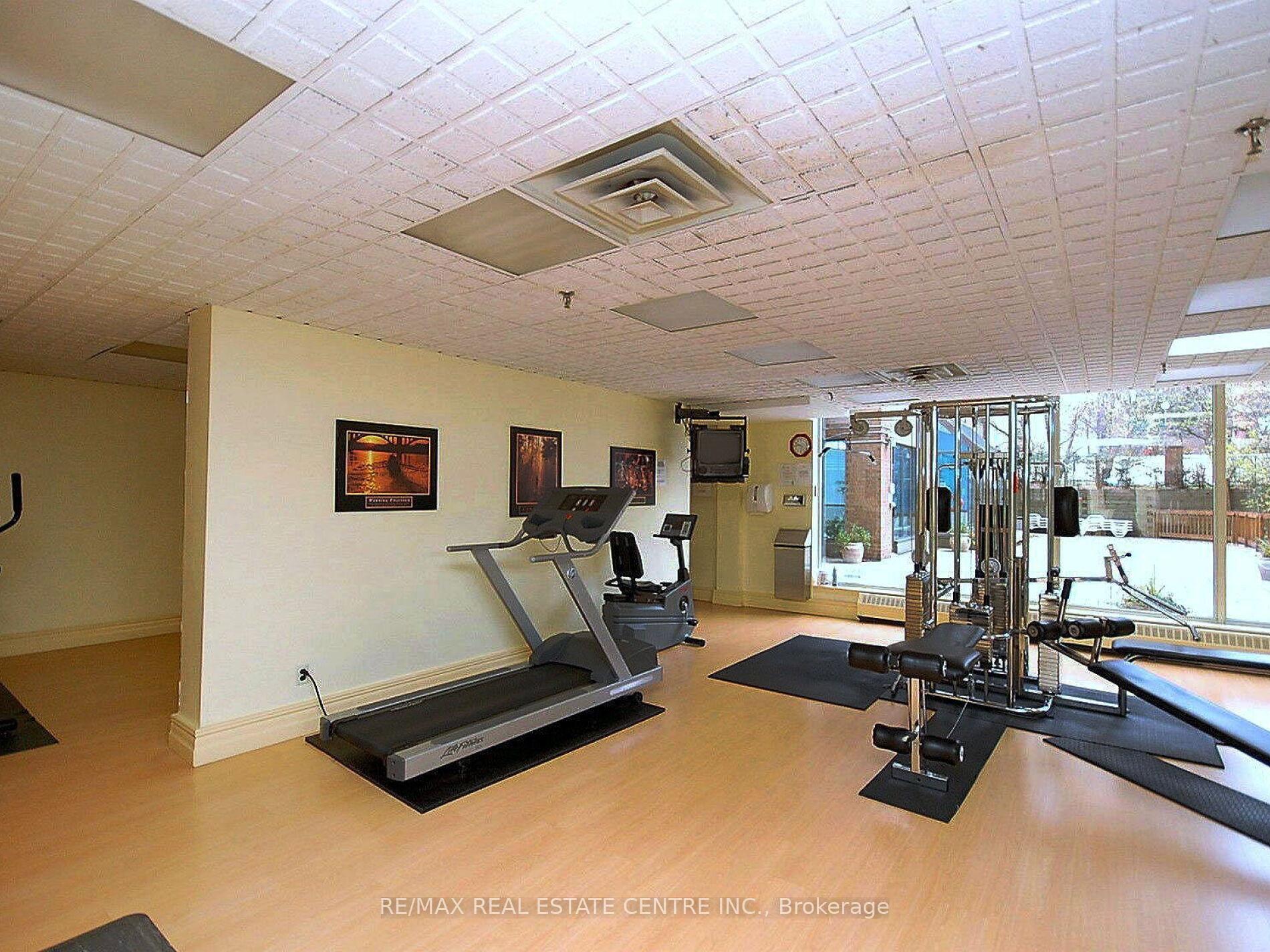 3 Bedrooms Condo at 3587 Kariya, Mississauga For sale