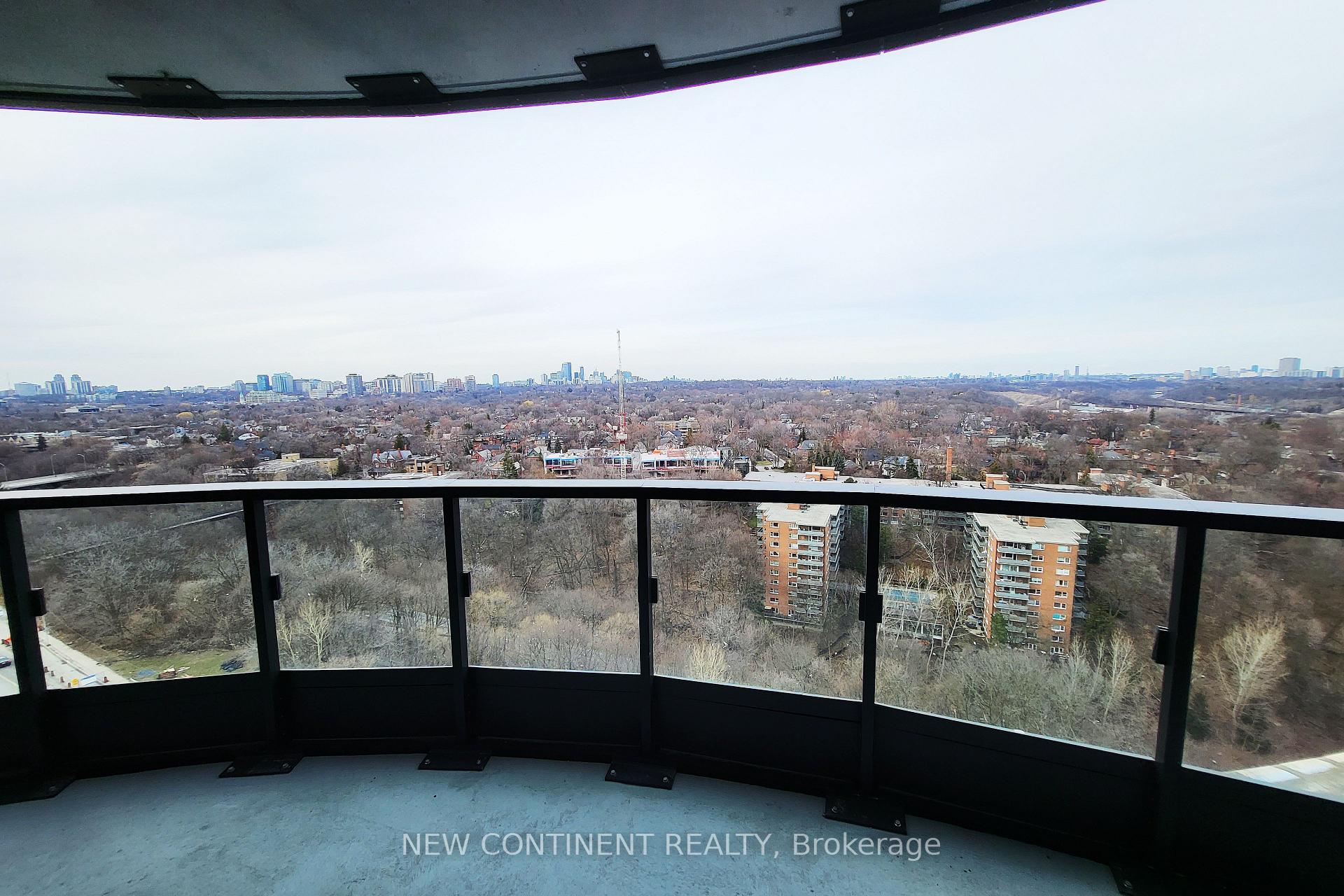 2 Bedrooms Condo at 585 Bloor, Toronto For sale