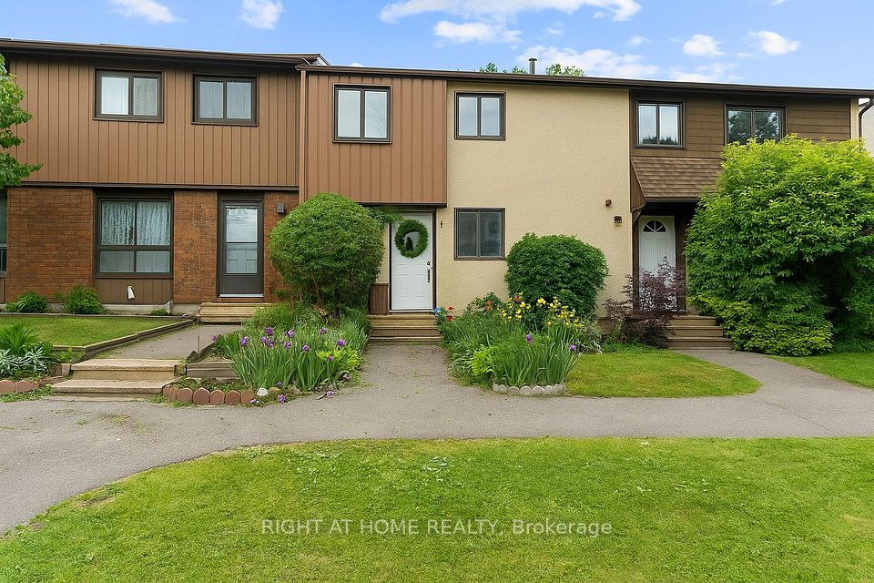 12B LARKSHIRE