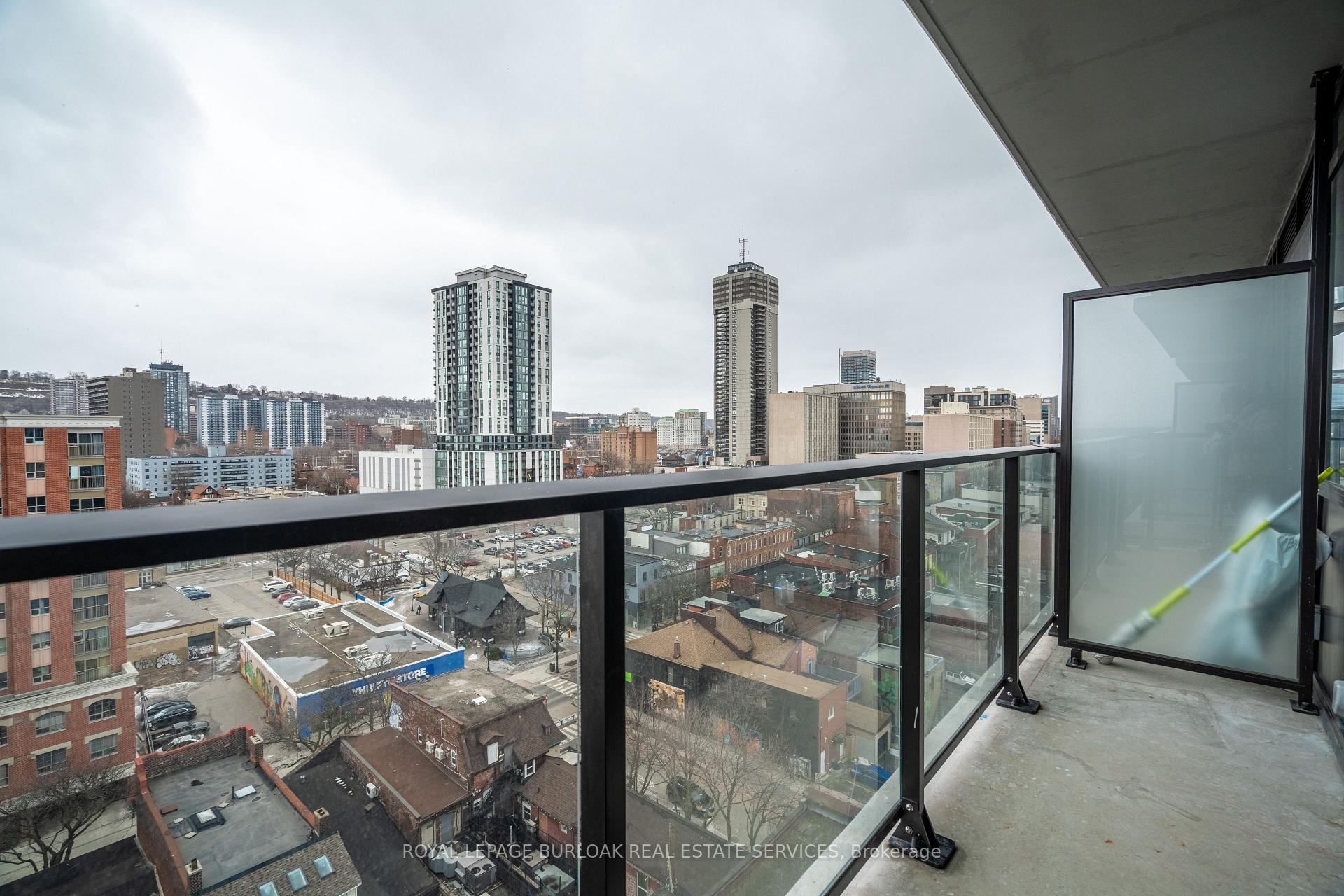 1 Bedroom Condo at 1 Jarvis, Hamilton For sale