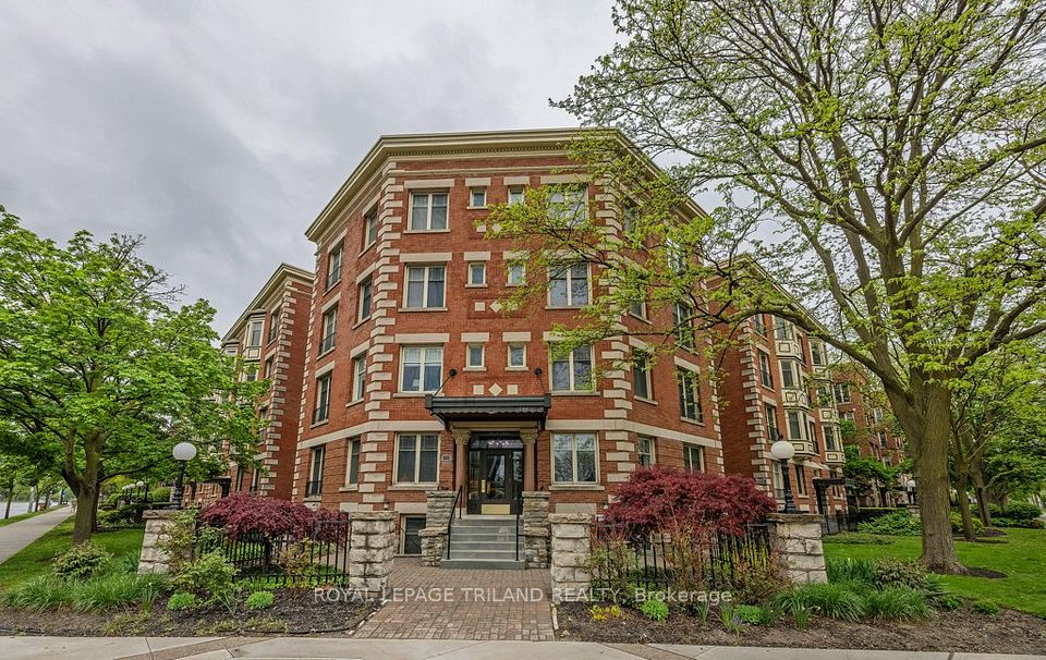 460 Wellington