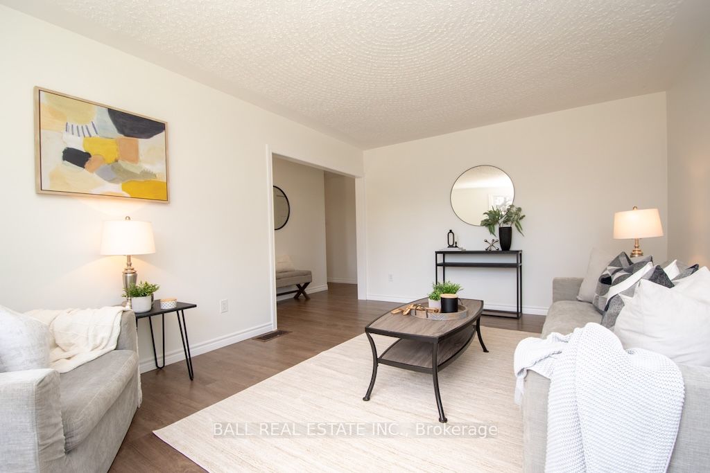 286 Sunset Boulevard