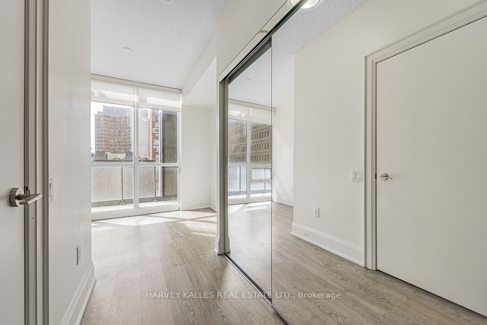 30 Roehampton Avenue 413