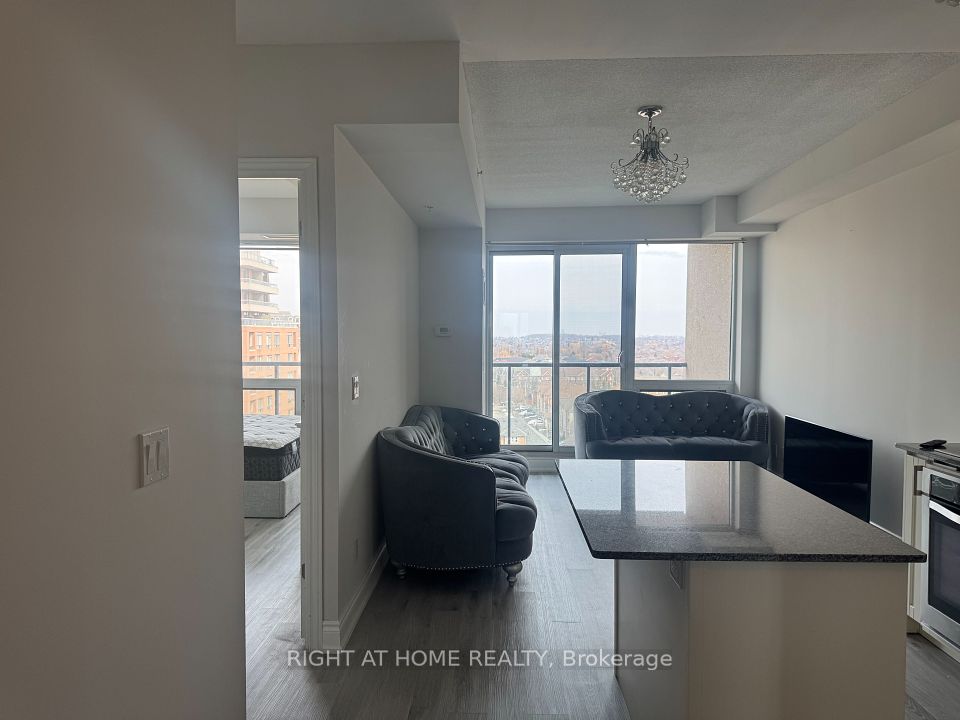 9090 yonge