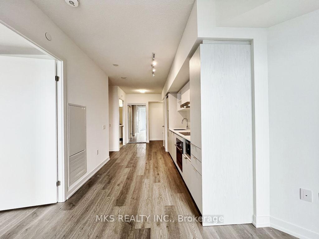 2 Bedrooms Condo at 55 Cooper,  Toronto For sale