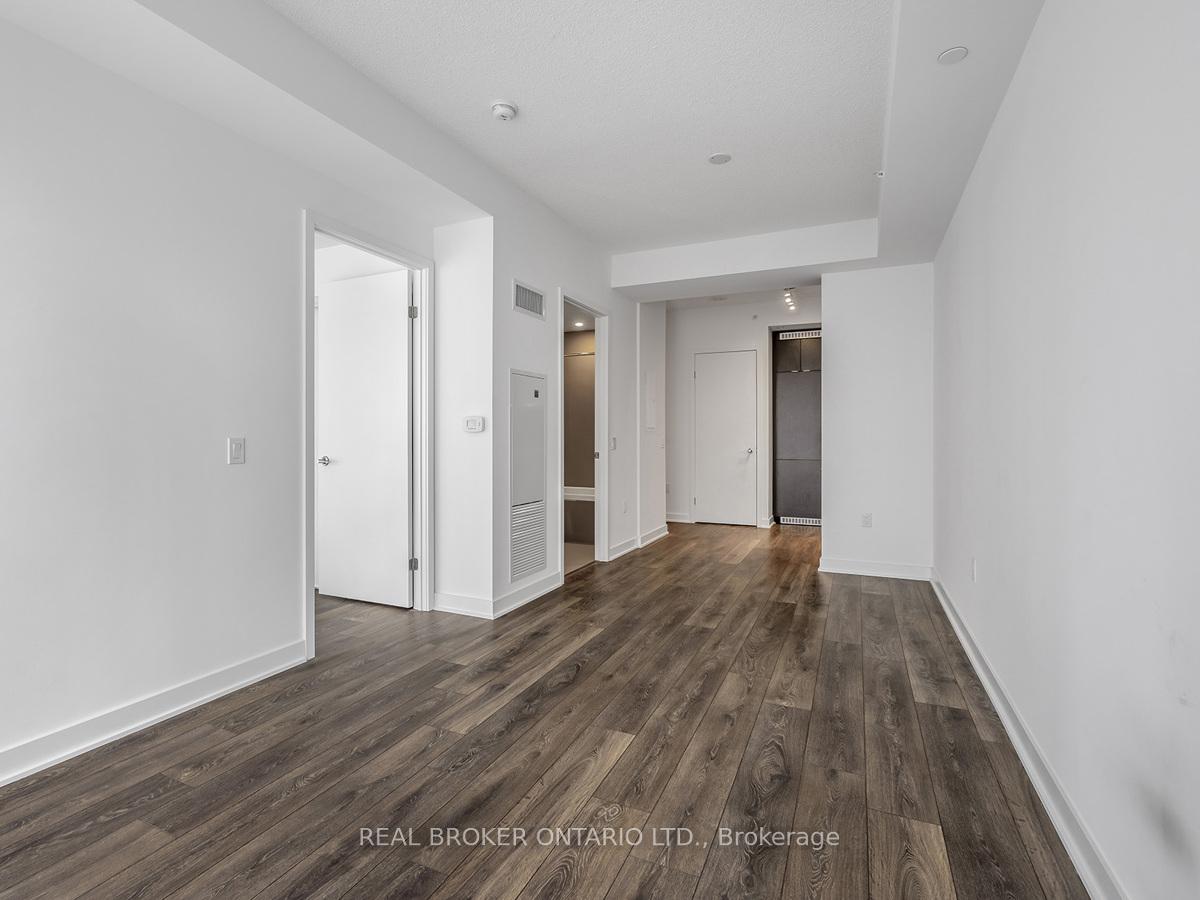 1 Bedroom Condo at 125 Blue Jays, Toronto For sale