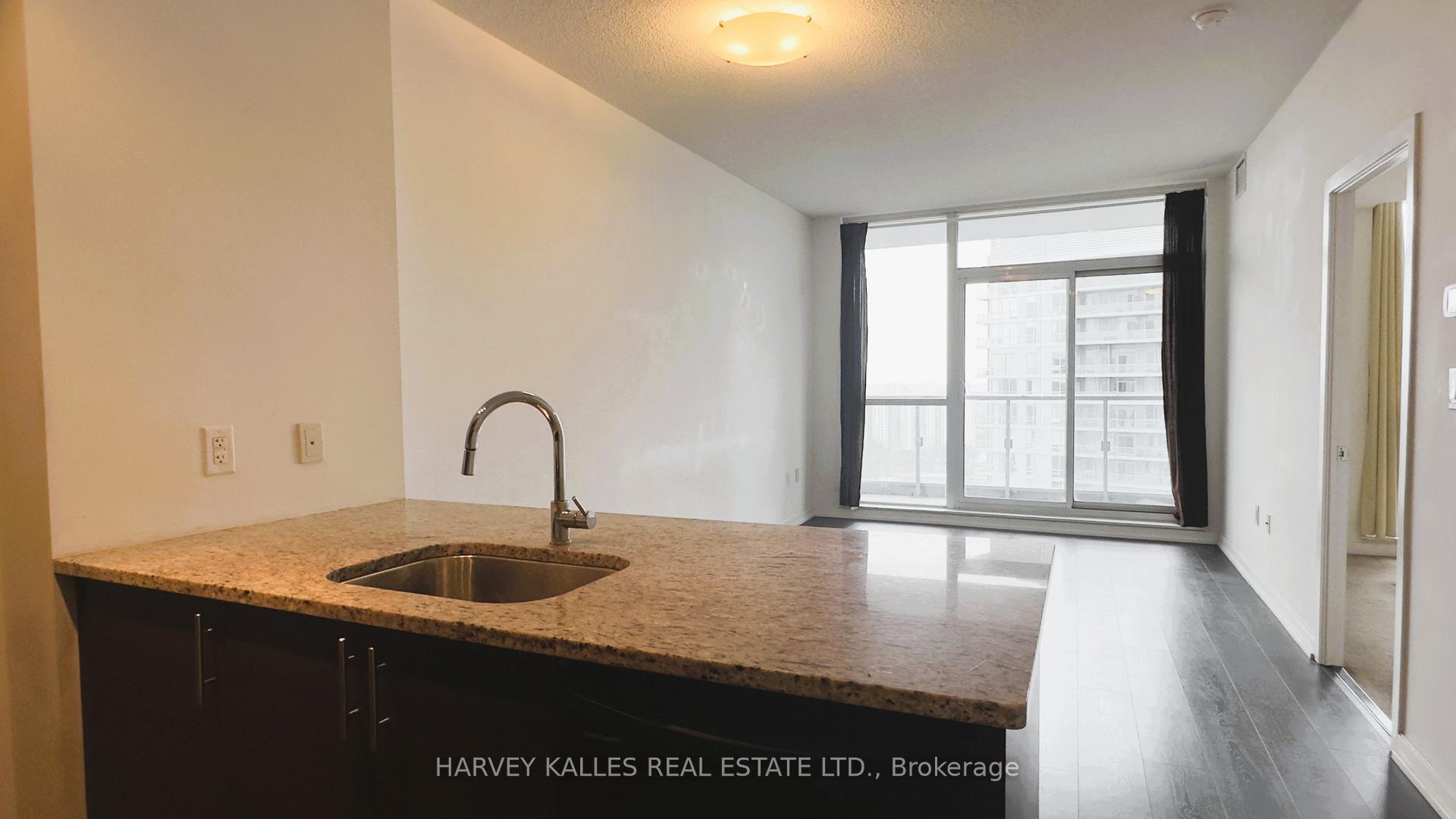 2 Bedrooms Condo at 70 Forest Manor,  Toronto For sale
