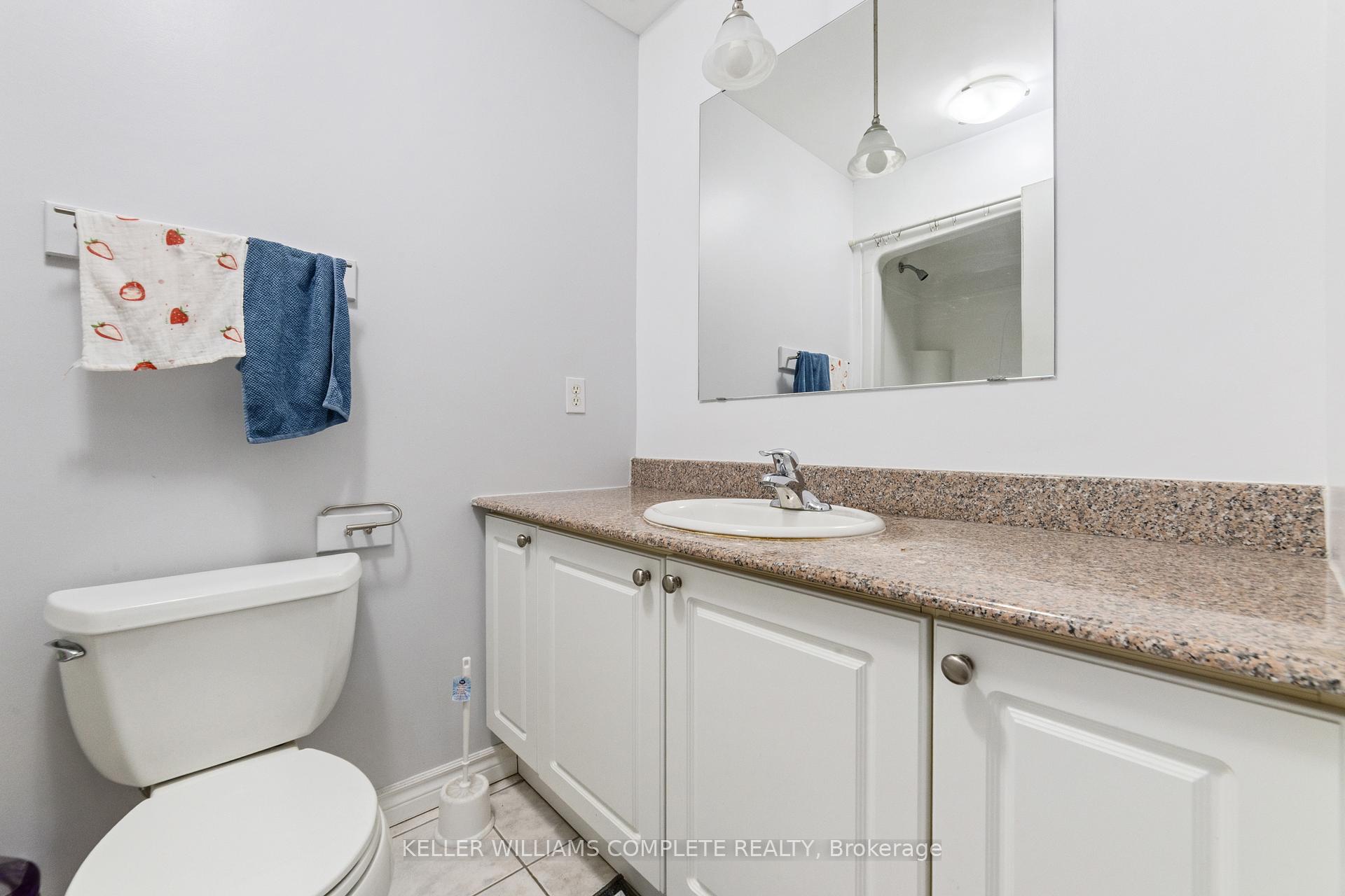 2 Bedrooms Condo at 135 James, Hamilton For sale