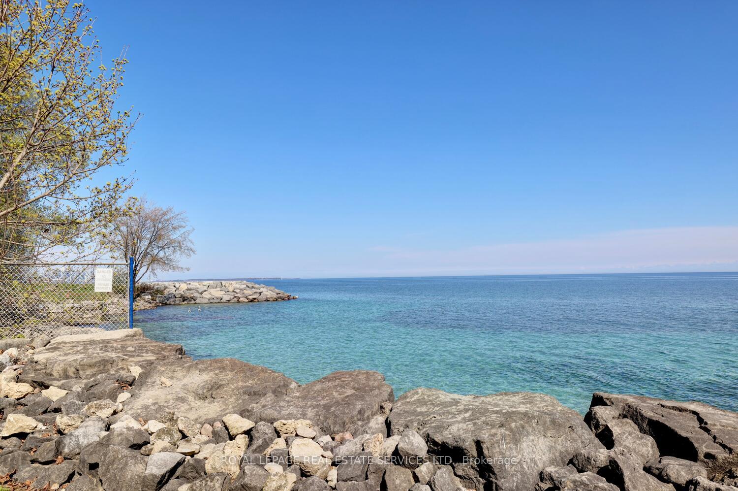 1 Bedroom Co-op at 41 Lake Shore, Toronto For sale