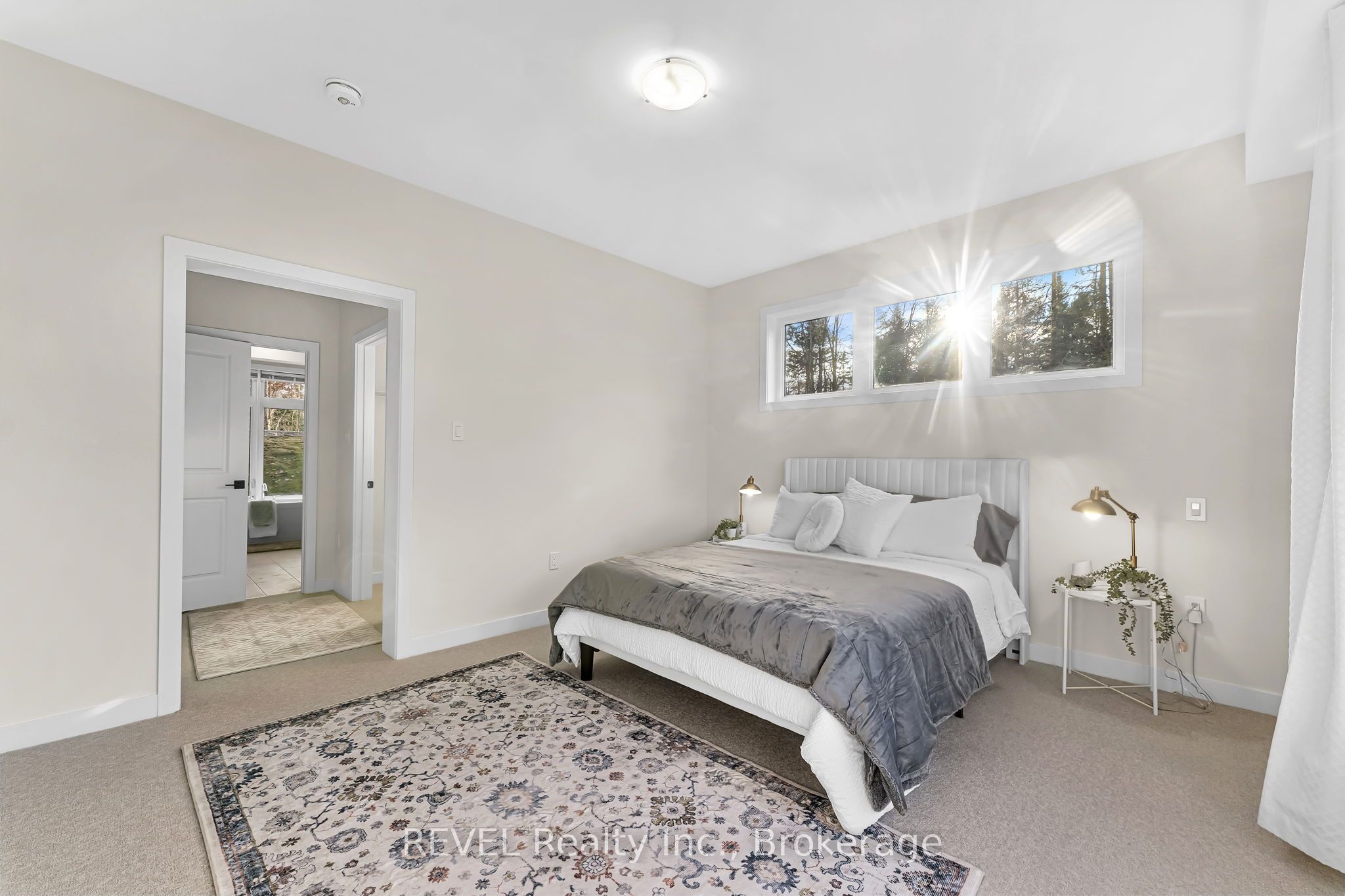 1008 Napier Court