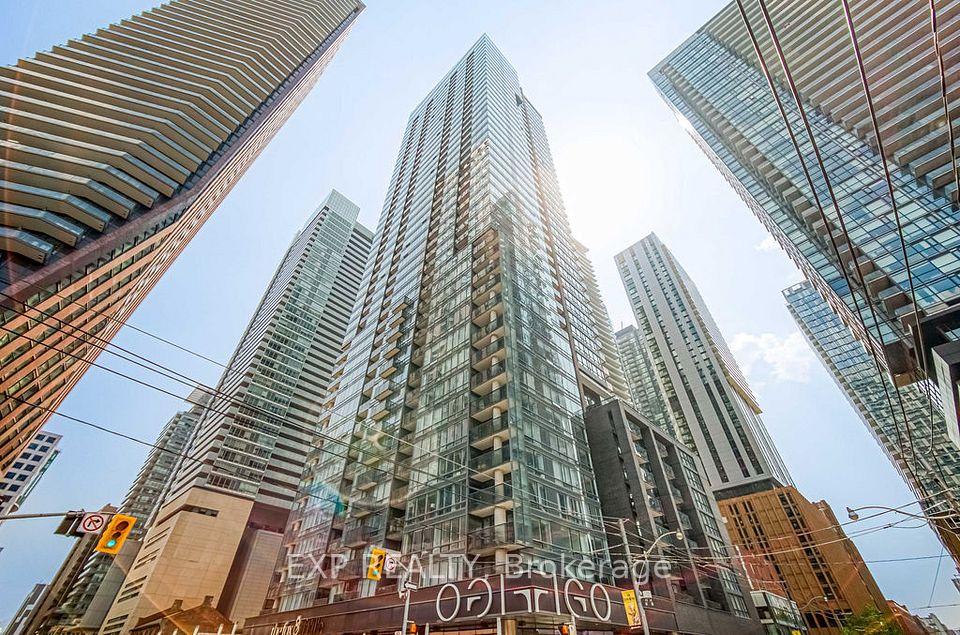 295 Adelaide