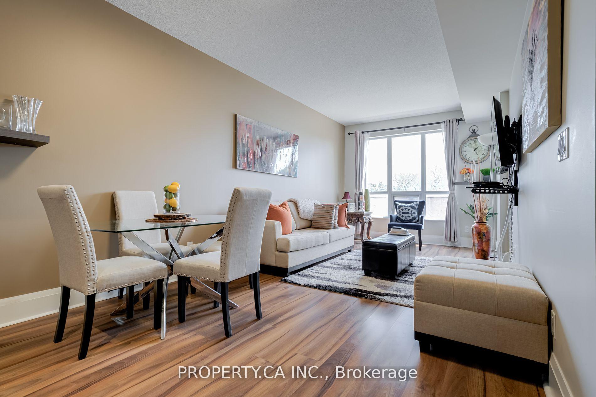 2 Bedrooms Condo at 100 Harrison, Toronto For sale