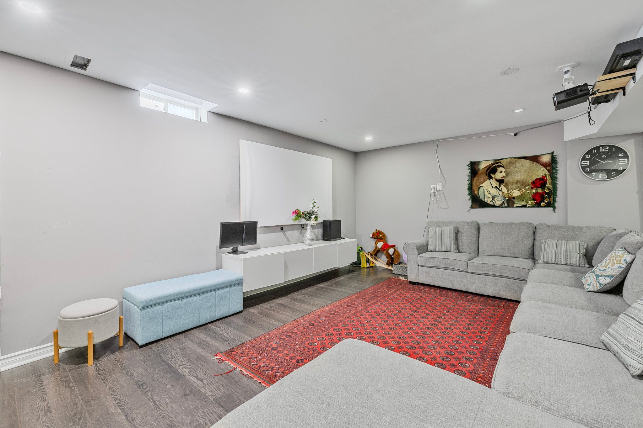 24 Faris Street