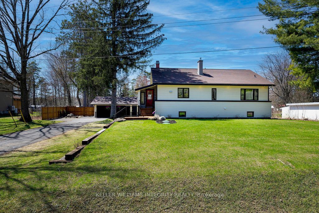 1040 Manotick Station Road, ManotickKarsRideauTwpandArea, ON K4M 0V2