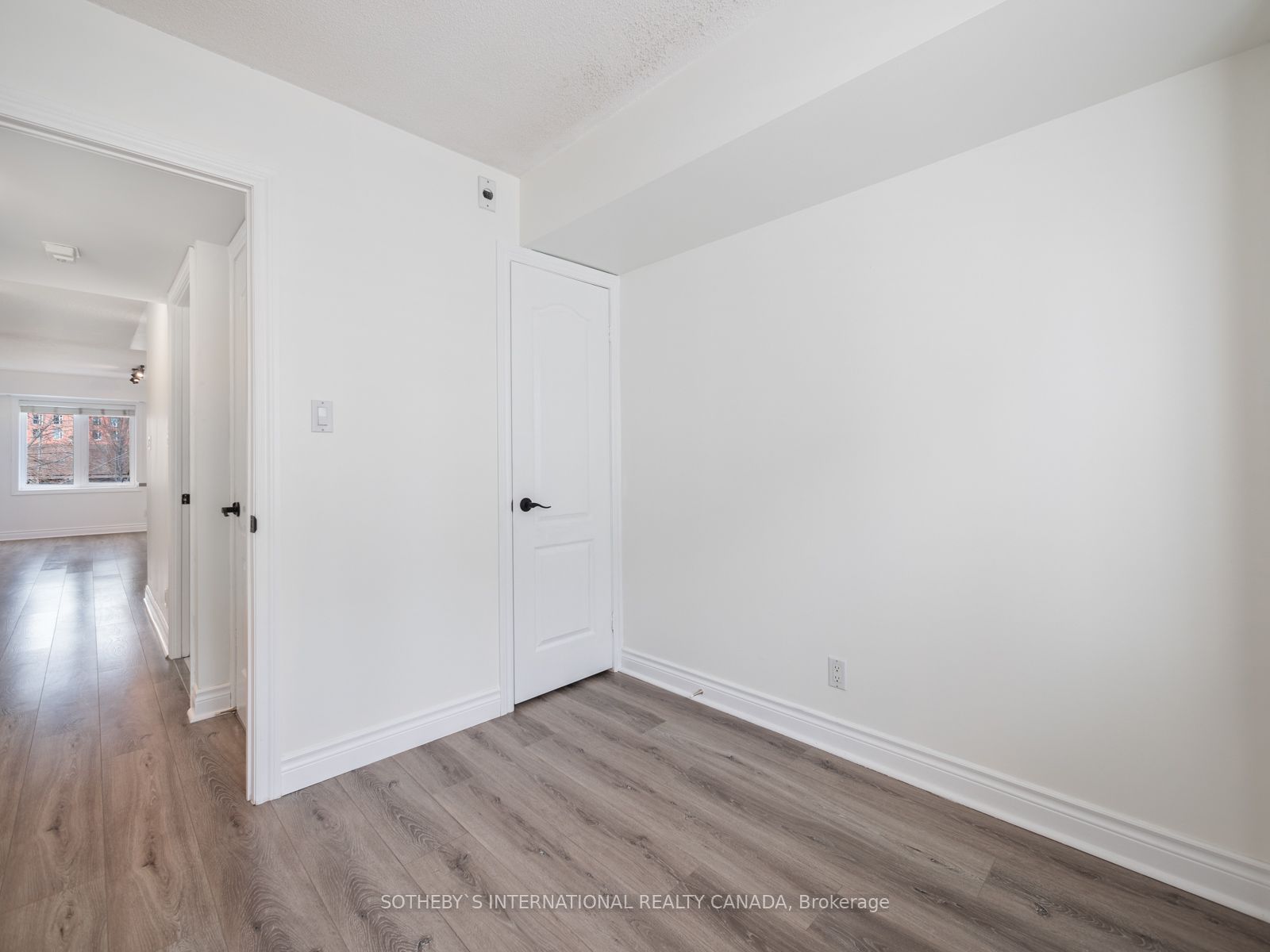 12 Sudbury Street, #802