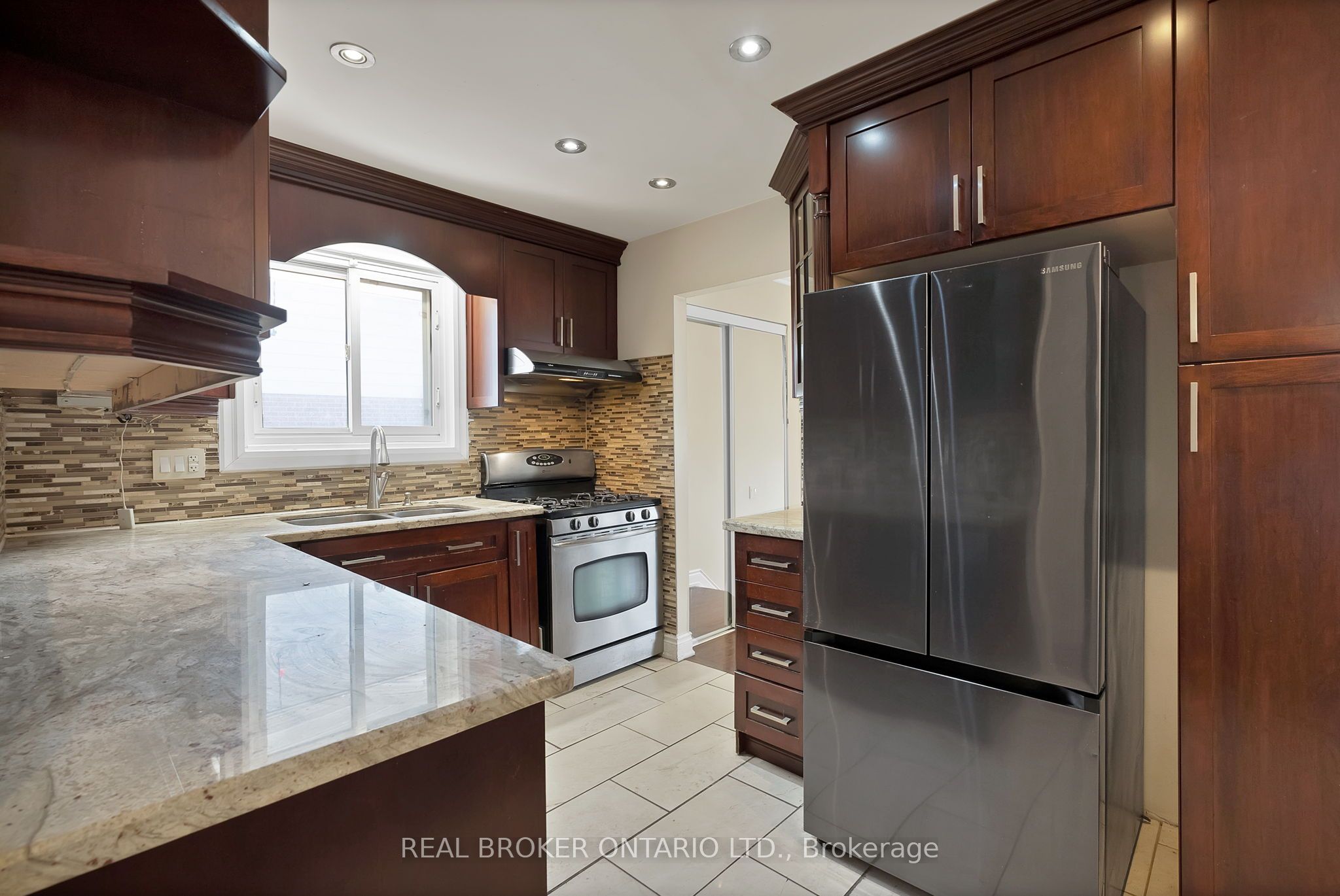 251 Vodden Street E, #Main Fl