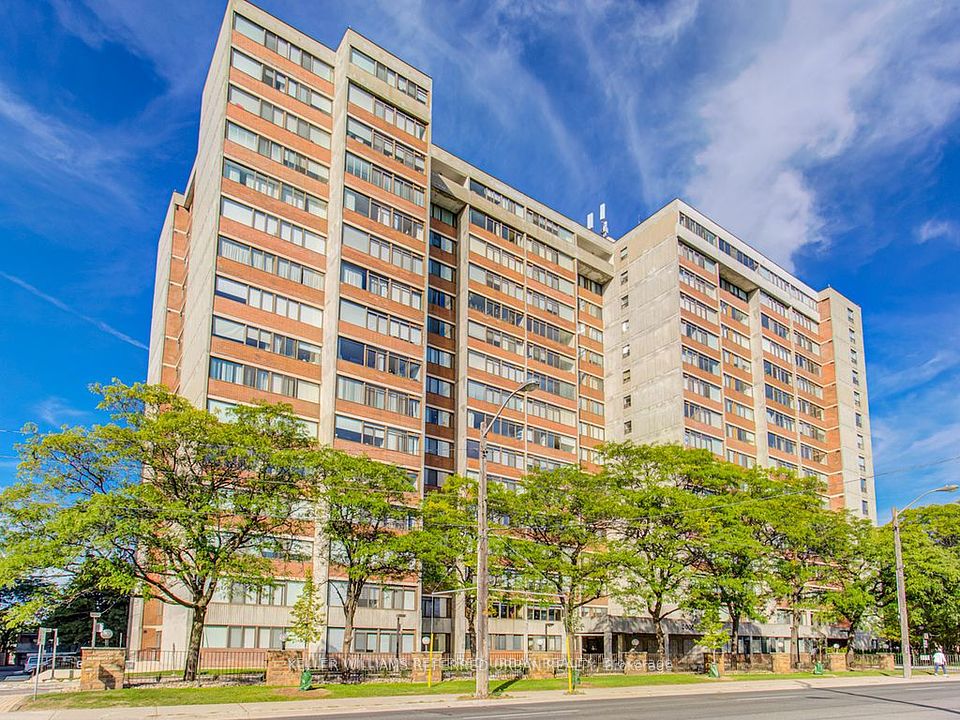 3000 Bathurst Street