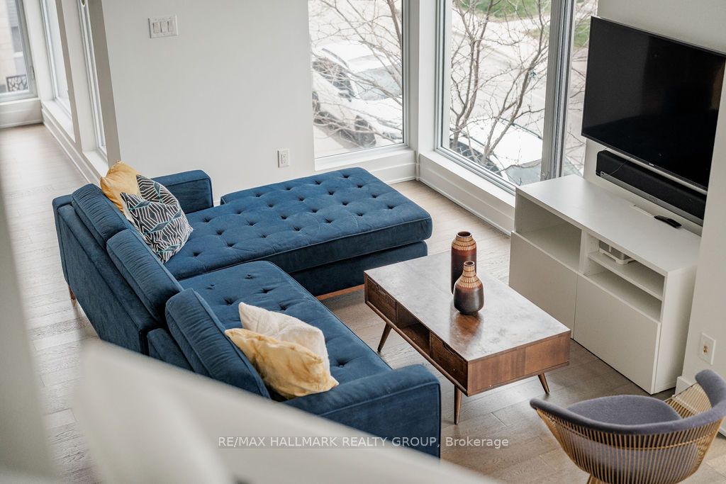 48 Holmwood Avenue, #12