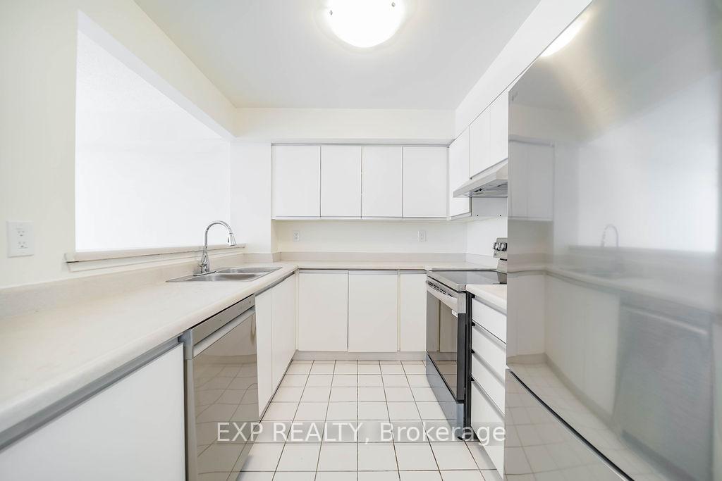 2 Bedrooms Condo at 410 Mclevin, Toronto For sale