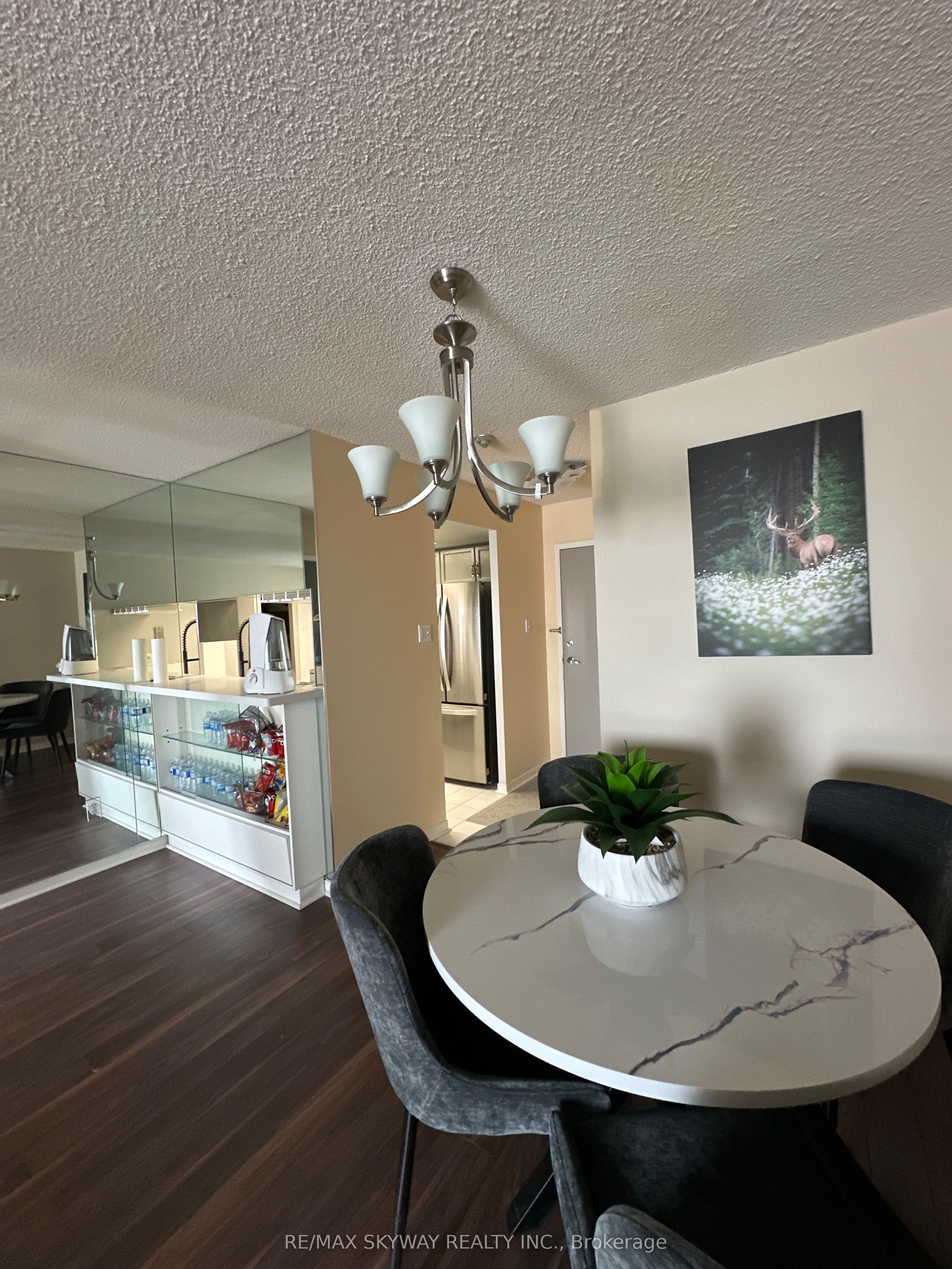 75 King Street E, #1104