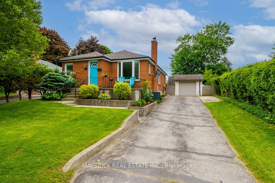 693 Ecclestone