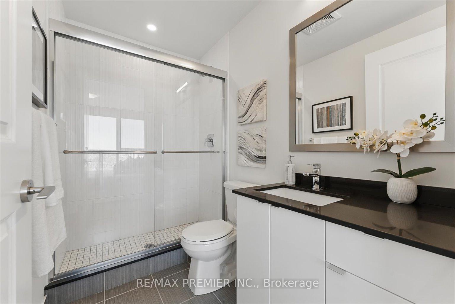 2 Bedrooms Condo at 50 Thomas Riley, Toronto For sale