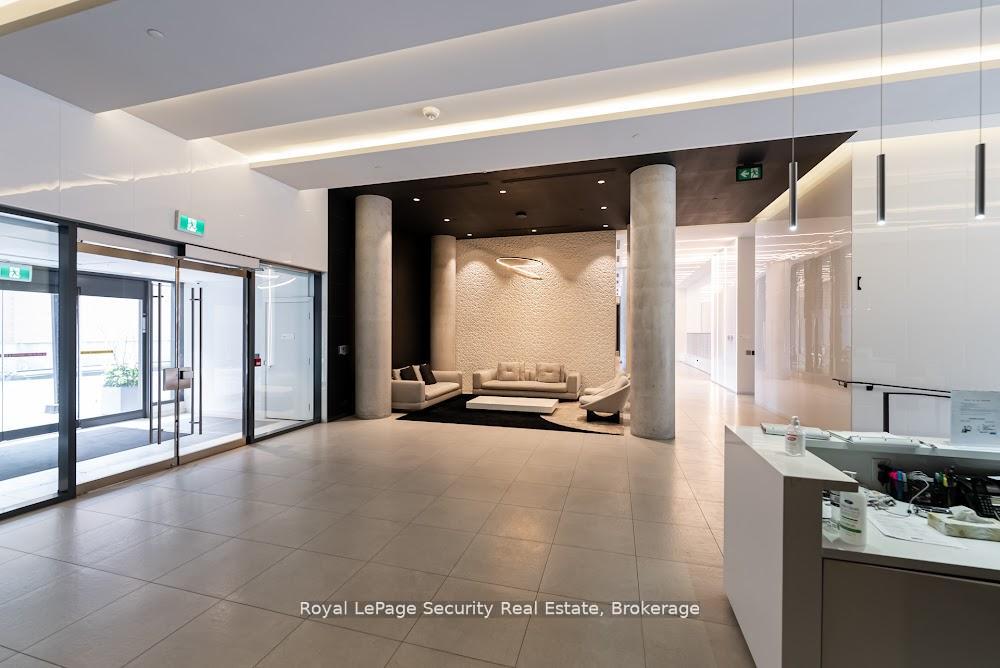 1 Bedroom Condo at 158 Front, Toronto For sale