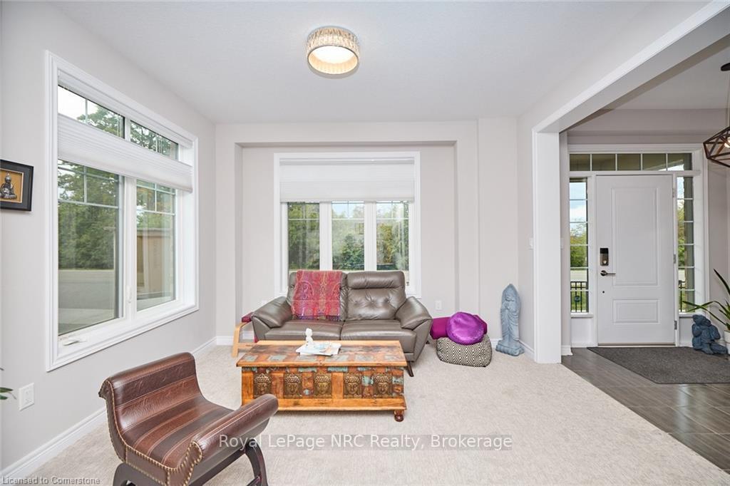 3 Bedrooms Condo at 288 Glover, Hamilton For sale