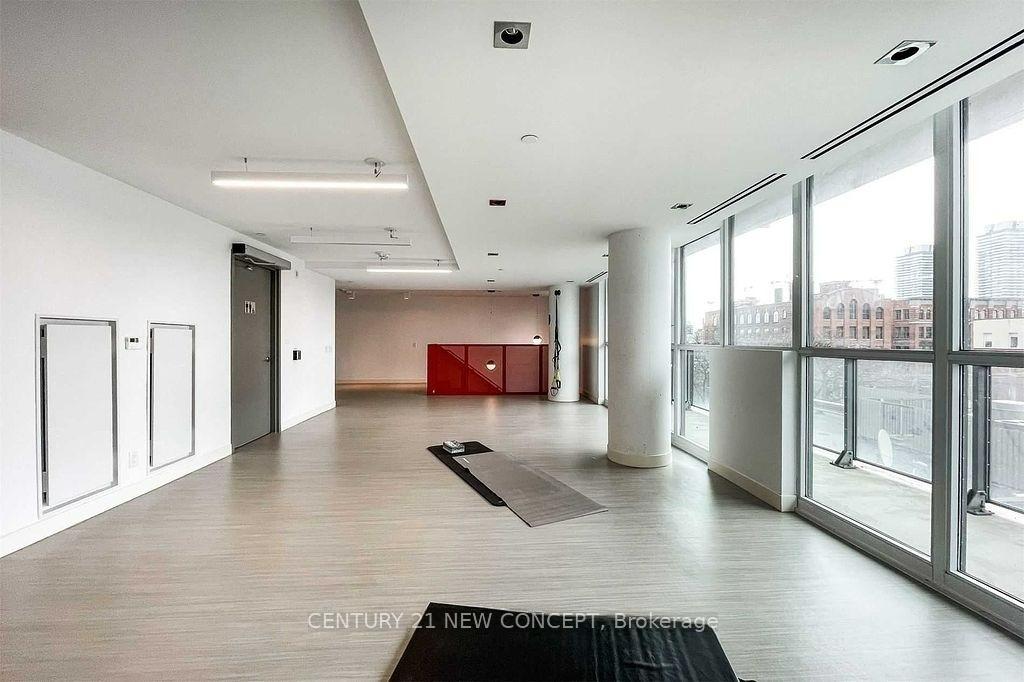 4 Bedrooms Condo at 120 Parliament, Toronto For sale