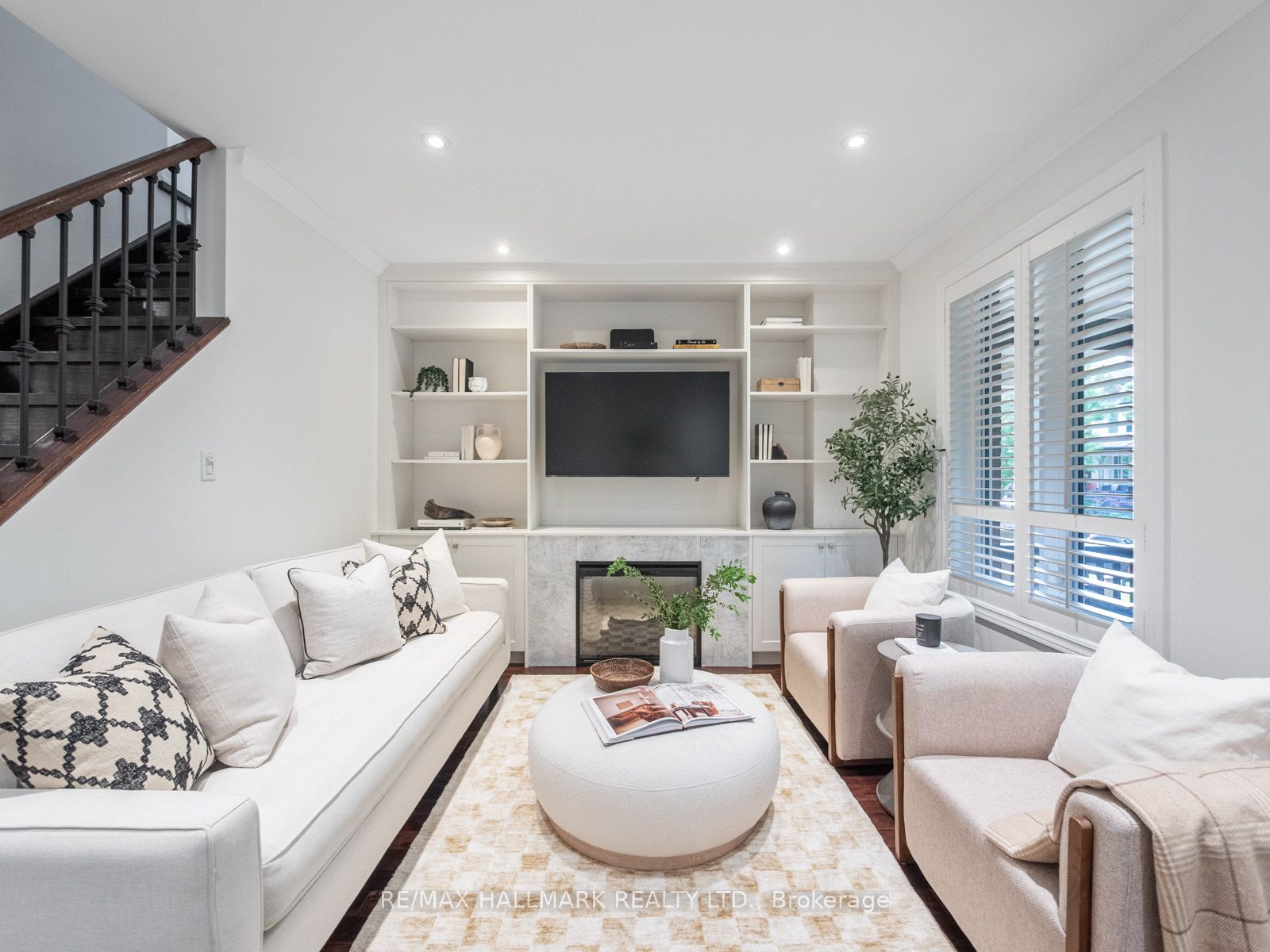 29 Dearbourne Avenue