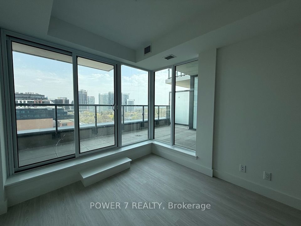 6 Greenbriar Road
