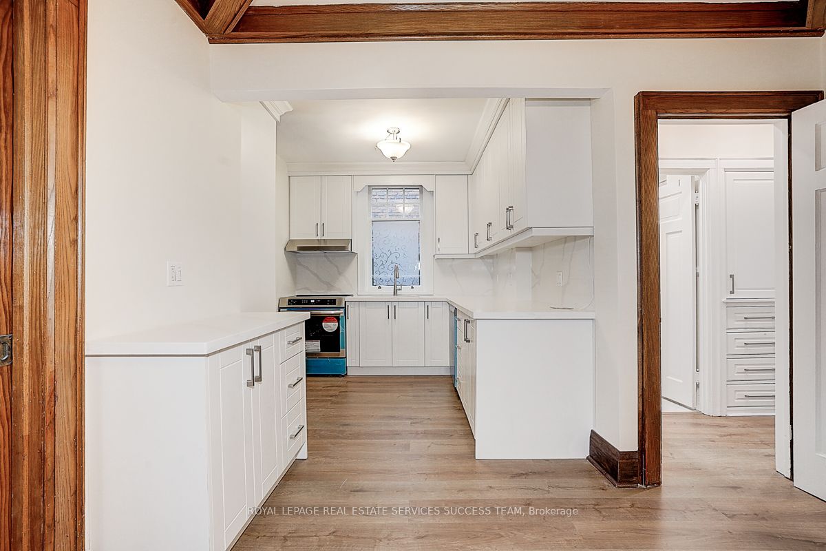 20 Chester Hill Road, #Main