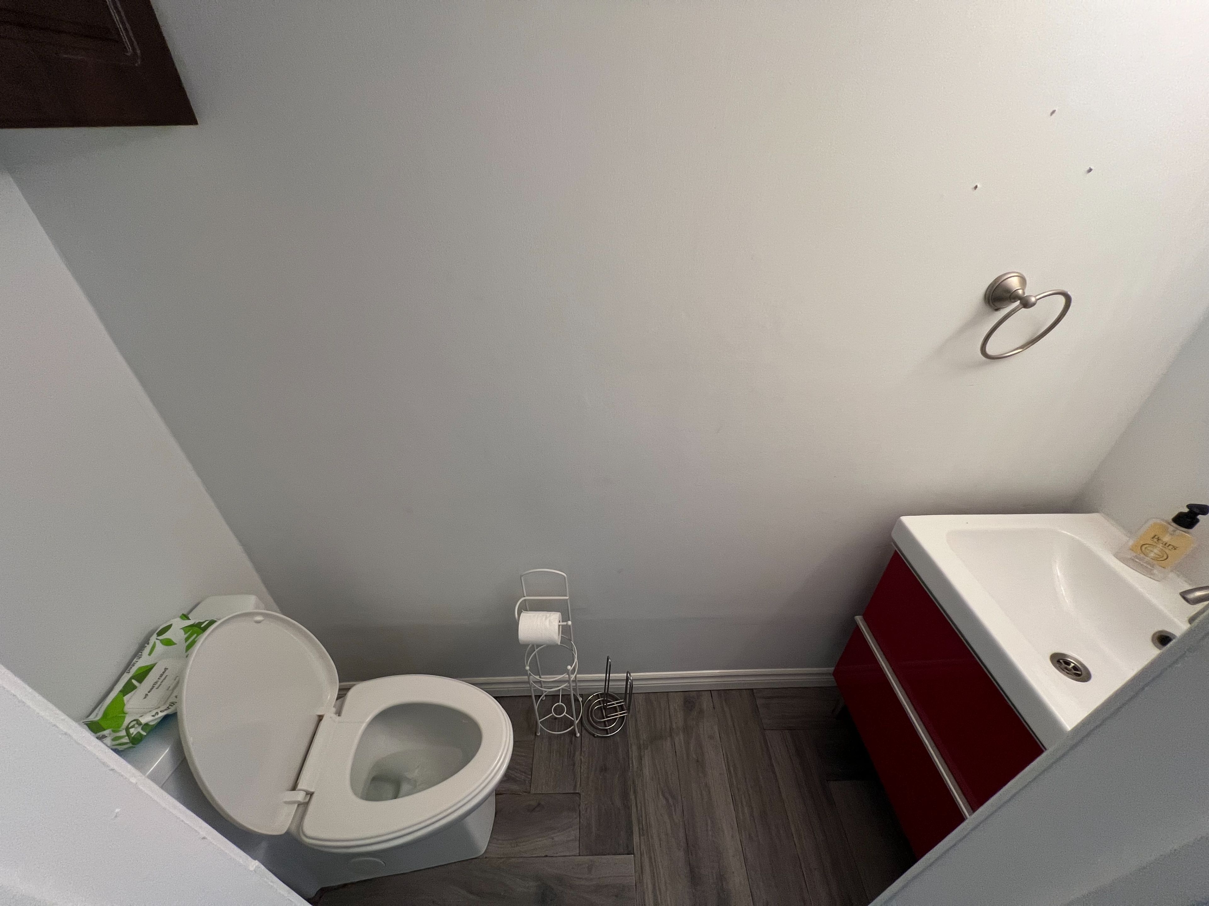 30 Wertheim Court 18 (Lower)