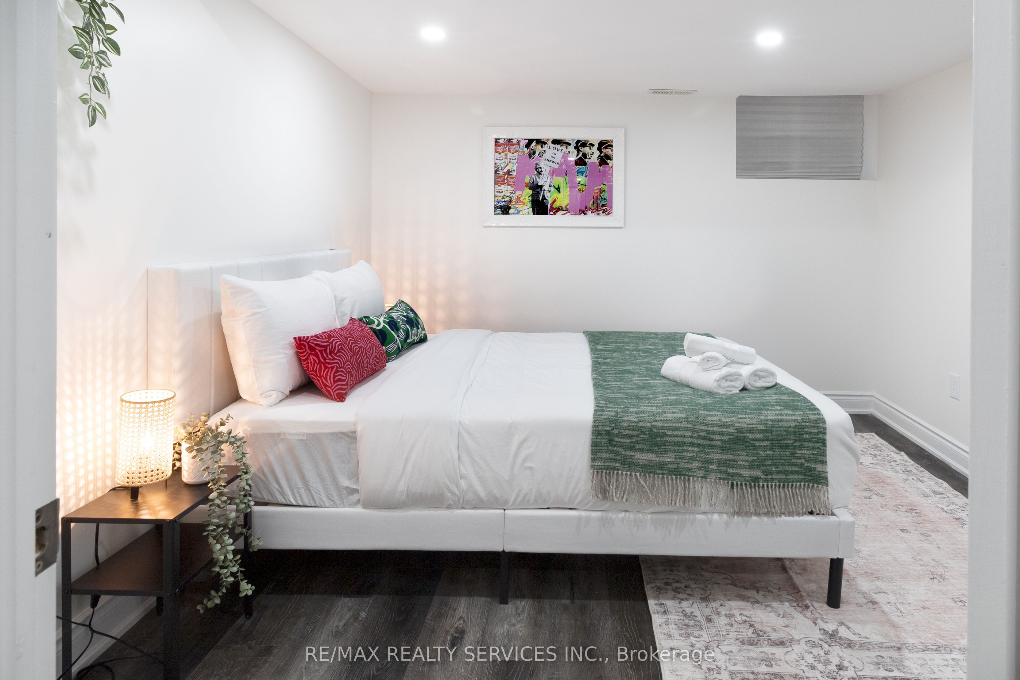 5 Upperview Place